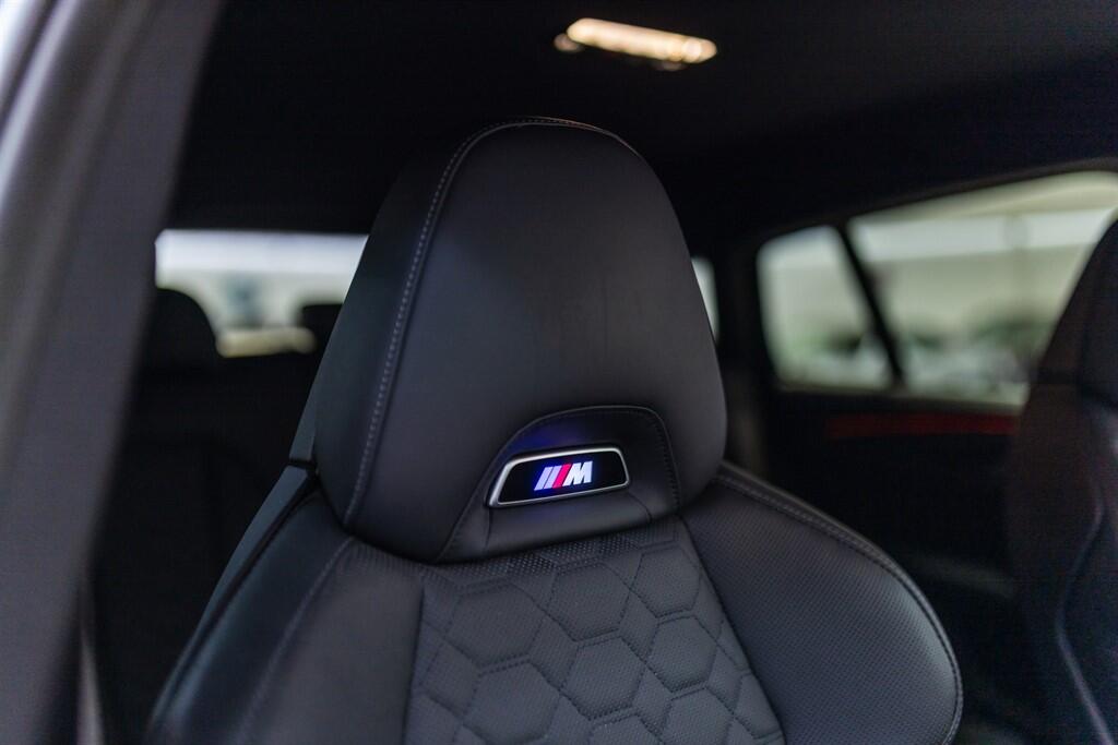 BMW X4 M view 26