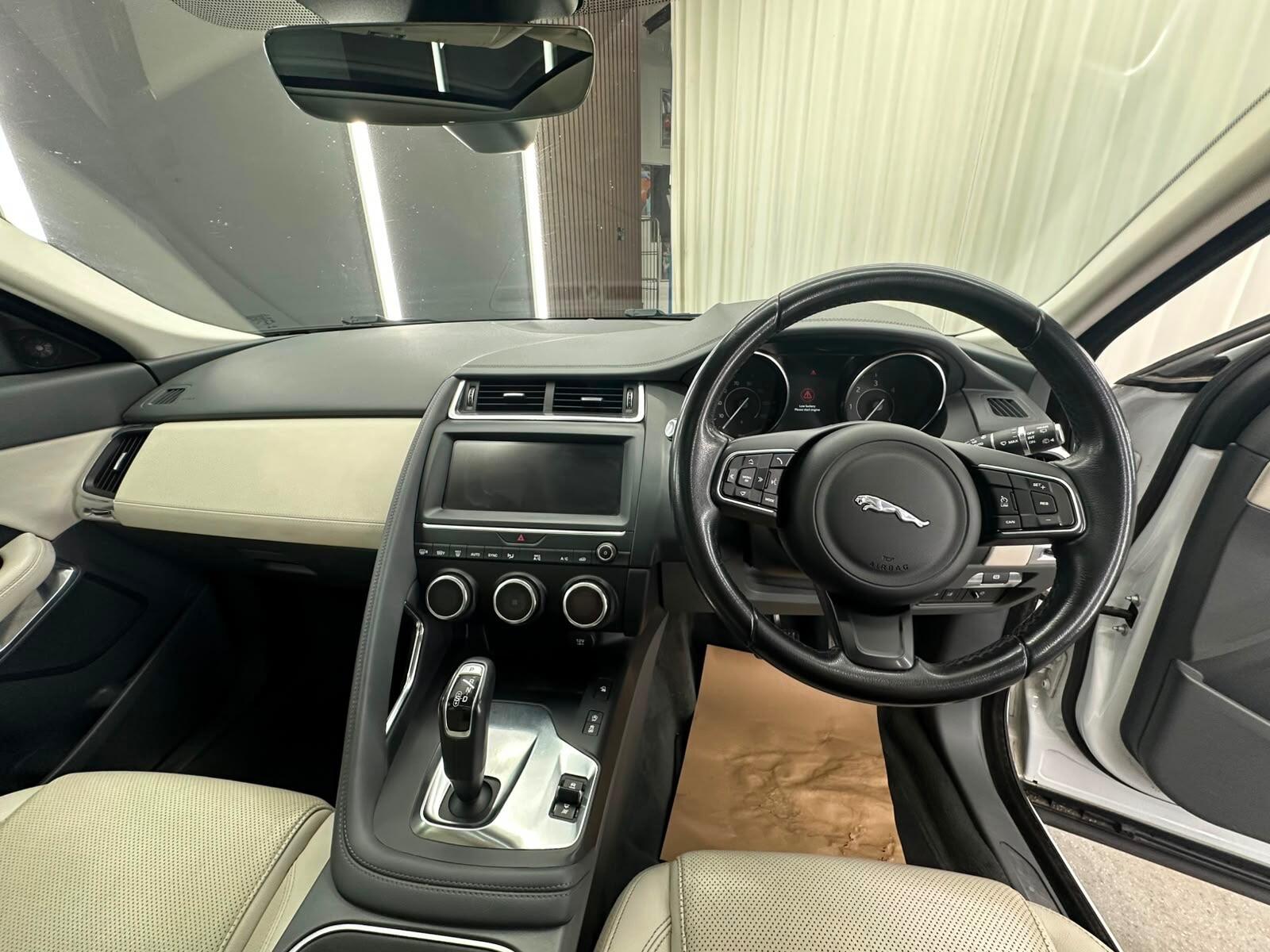 Jaguar E-Pace view 35
