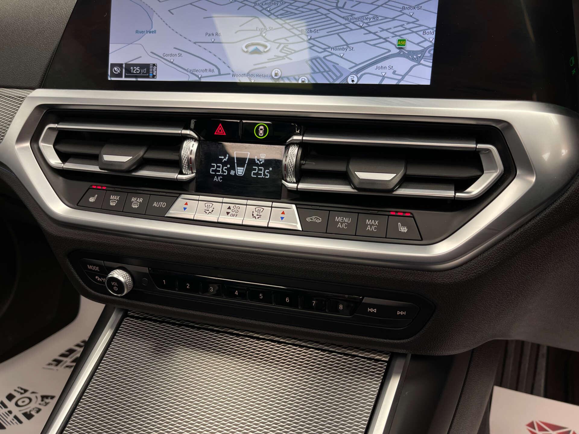 BMW 3 Series view 18