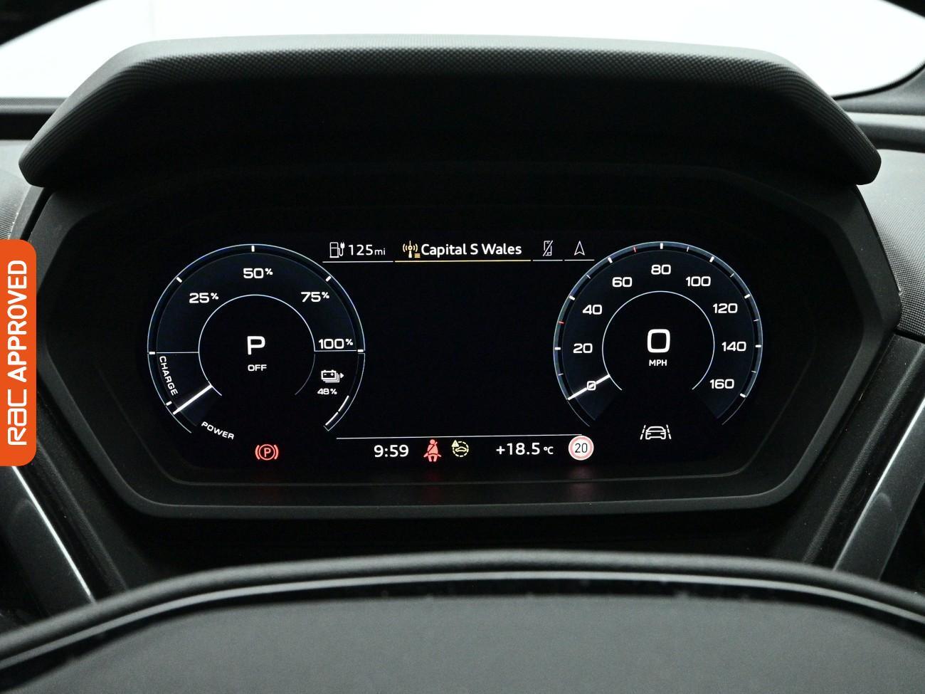 Audi Q4 e-tron view 12