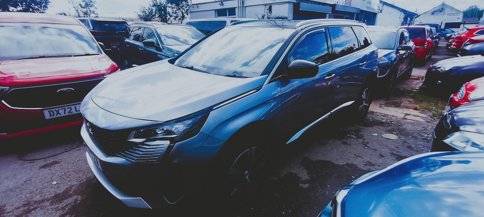 Peugeot 5008 view 21