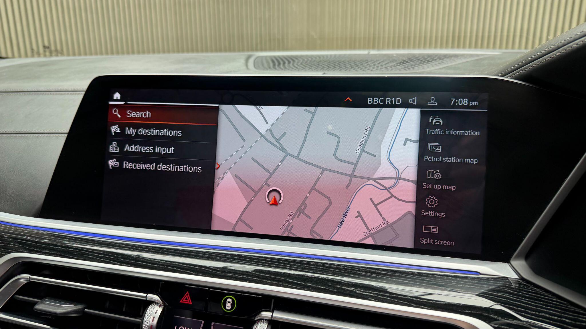 BMW X7 view 30