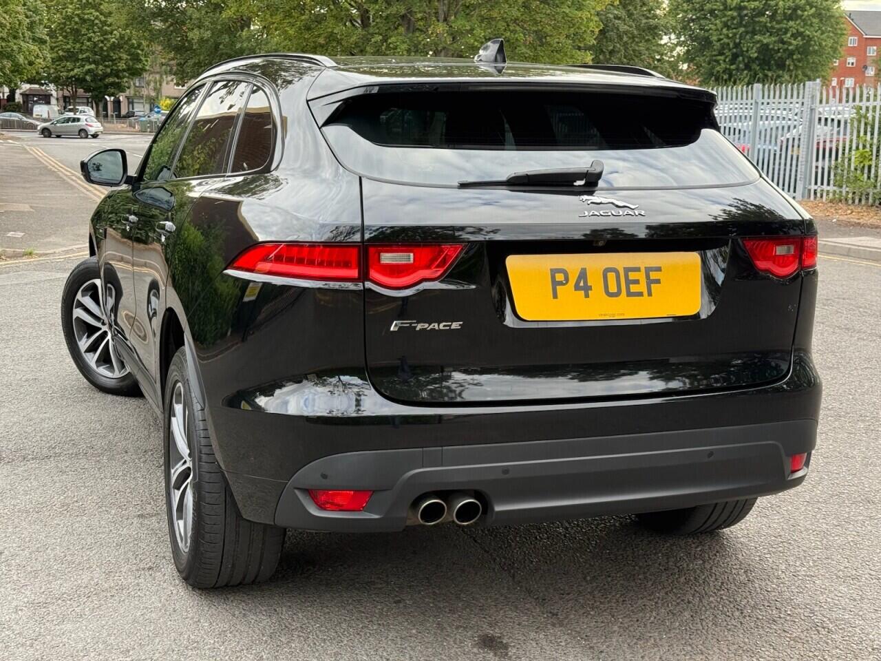 Jaguar F-Pace view 5