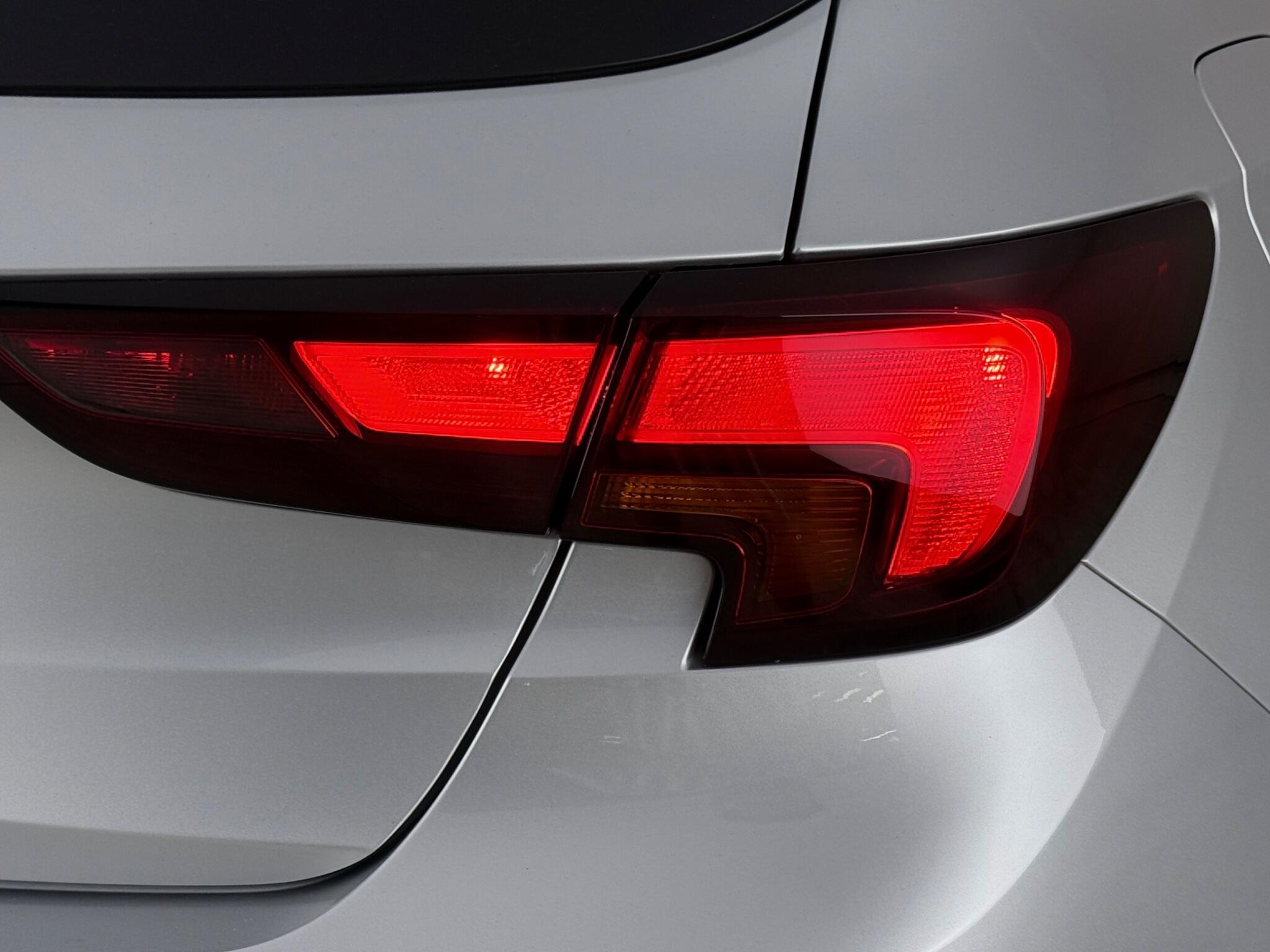 Vauxhall Astra view 10