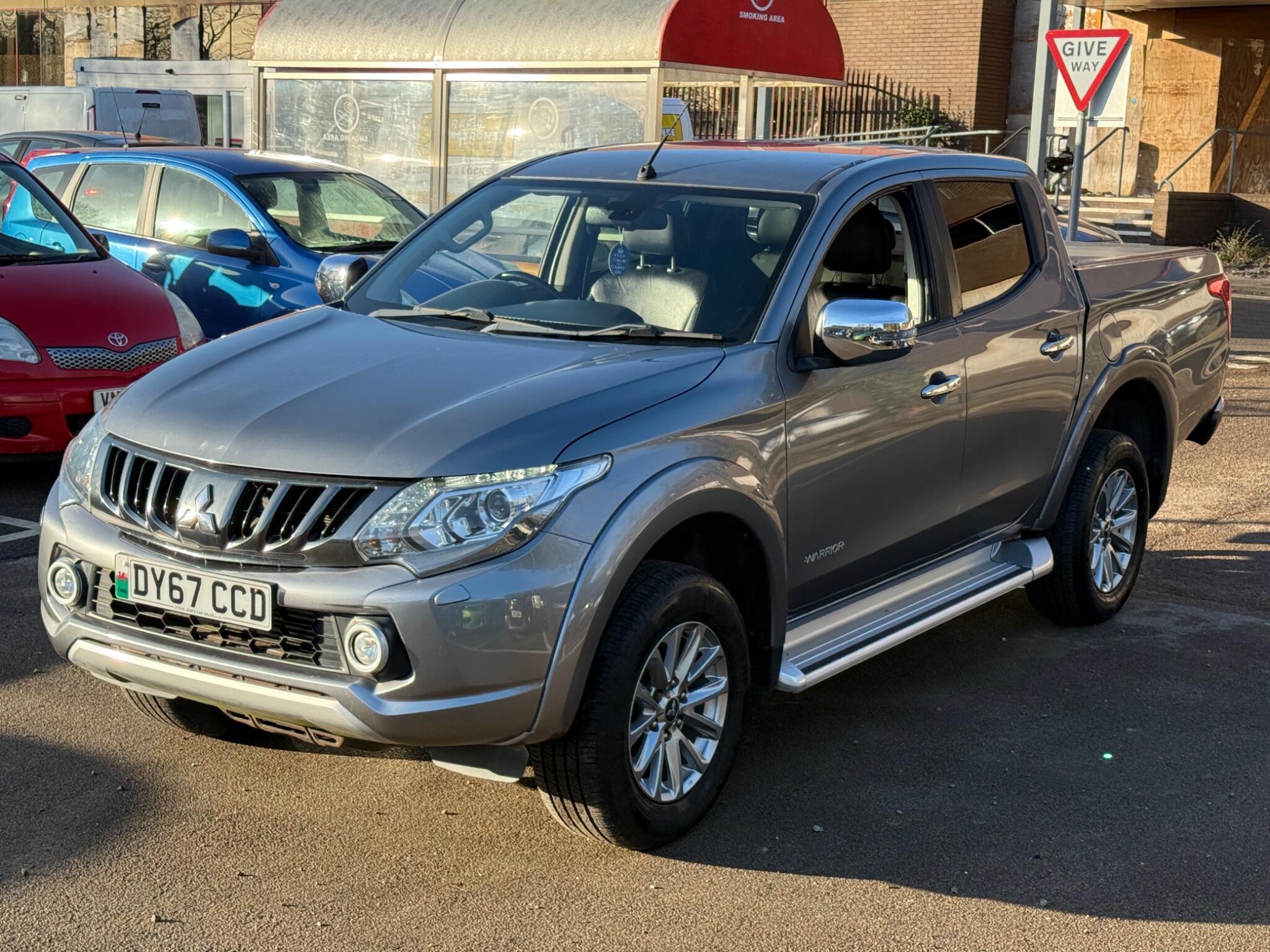 Mitsubishi L200 - Image 10