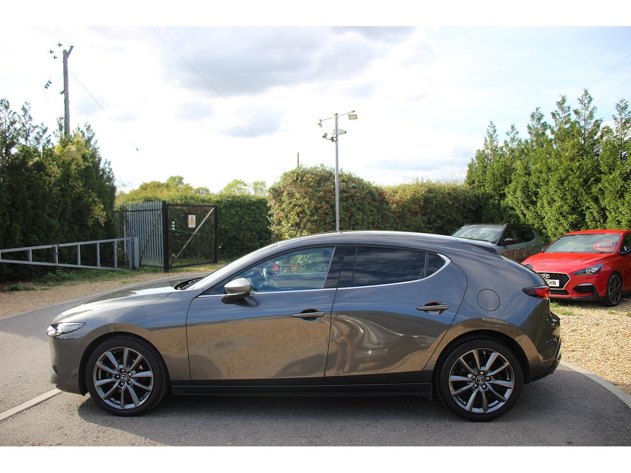 Mazda Mazda3 view 8