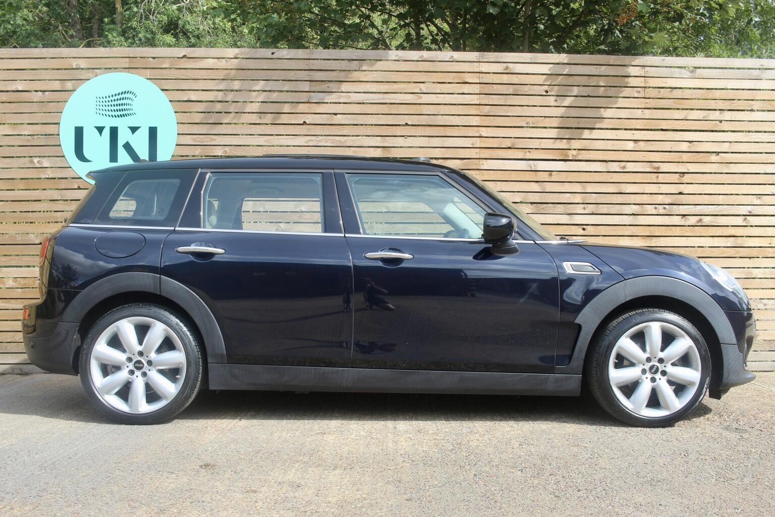 Mini Clubman view 5