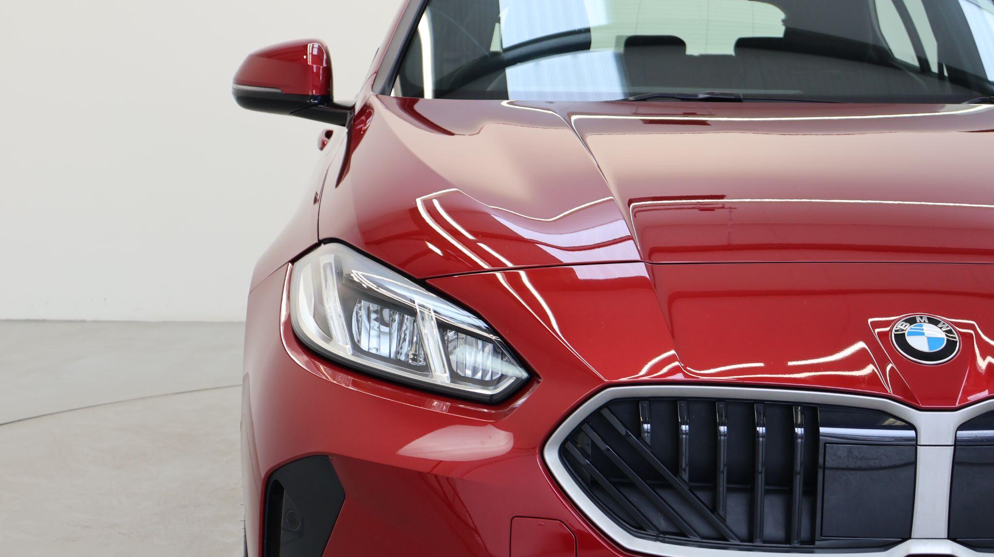 BMW 1 Series view 21