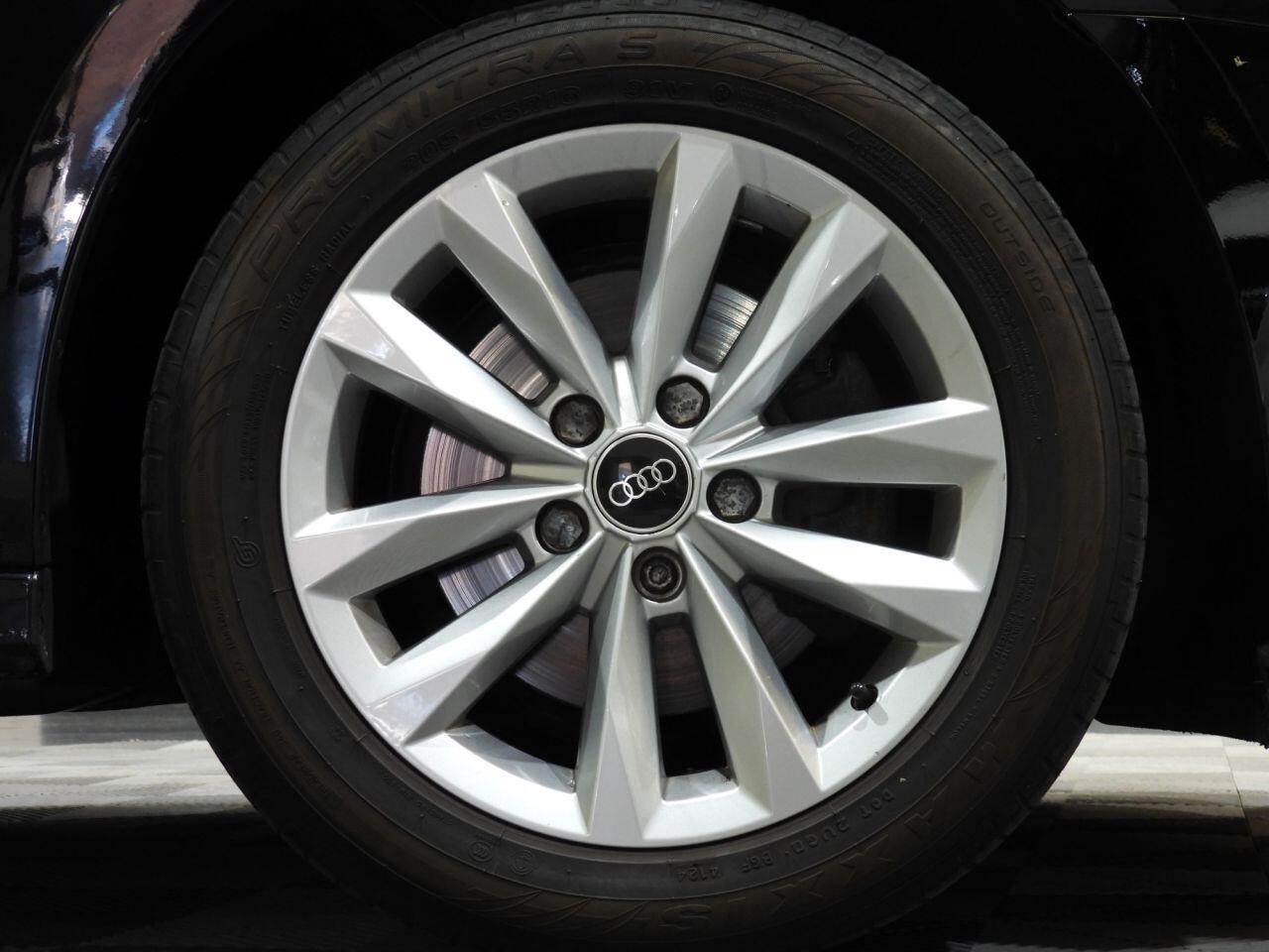 Audi A3 view 12