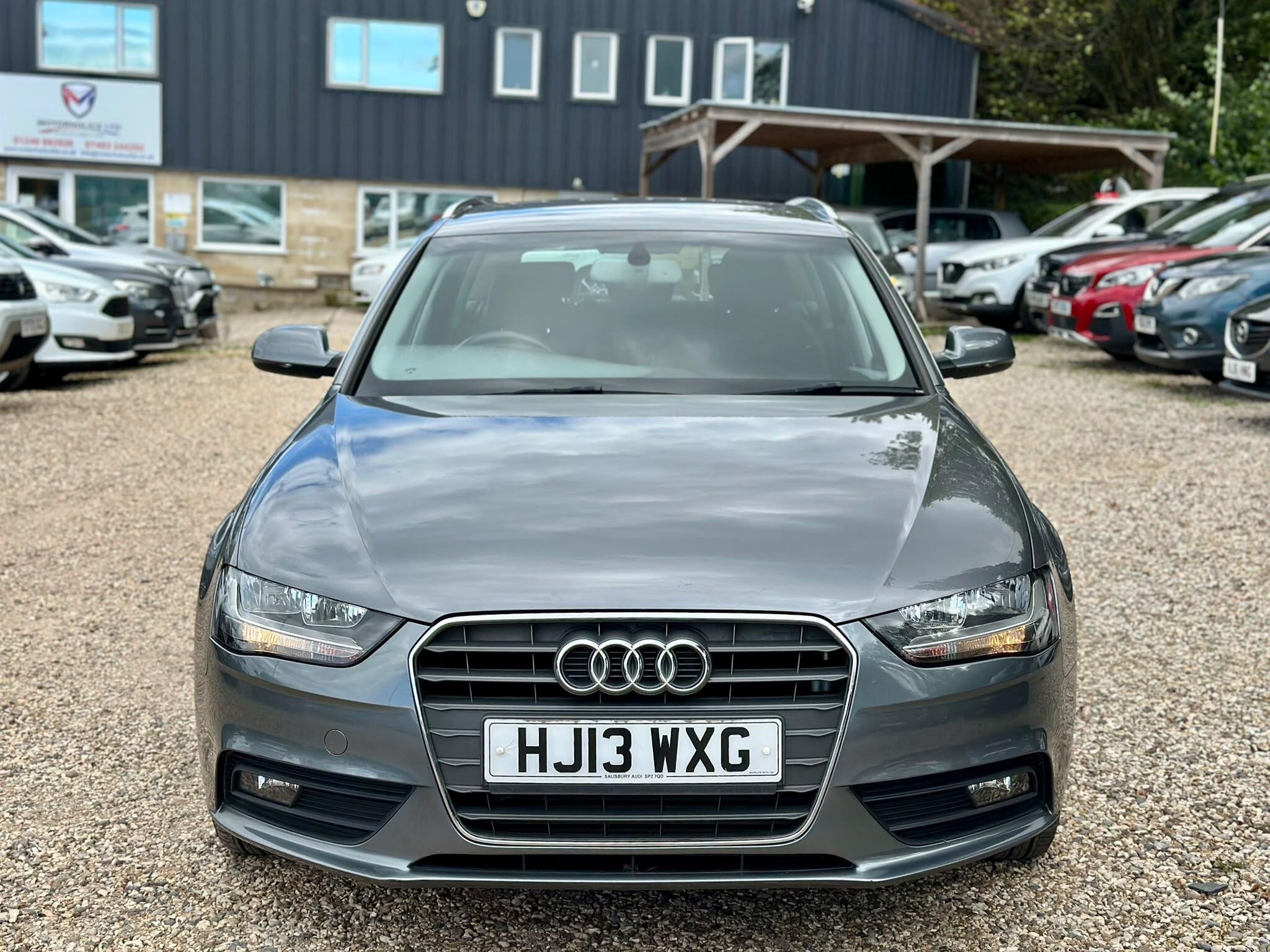 Audi A4 view 8