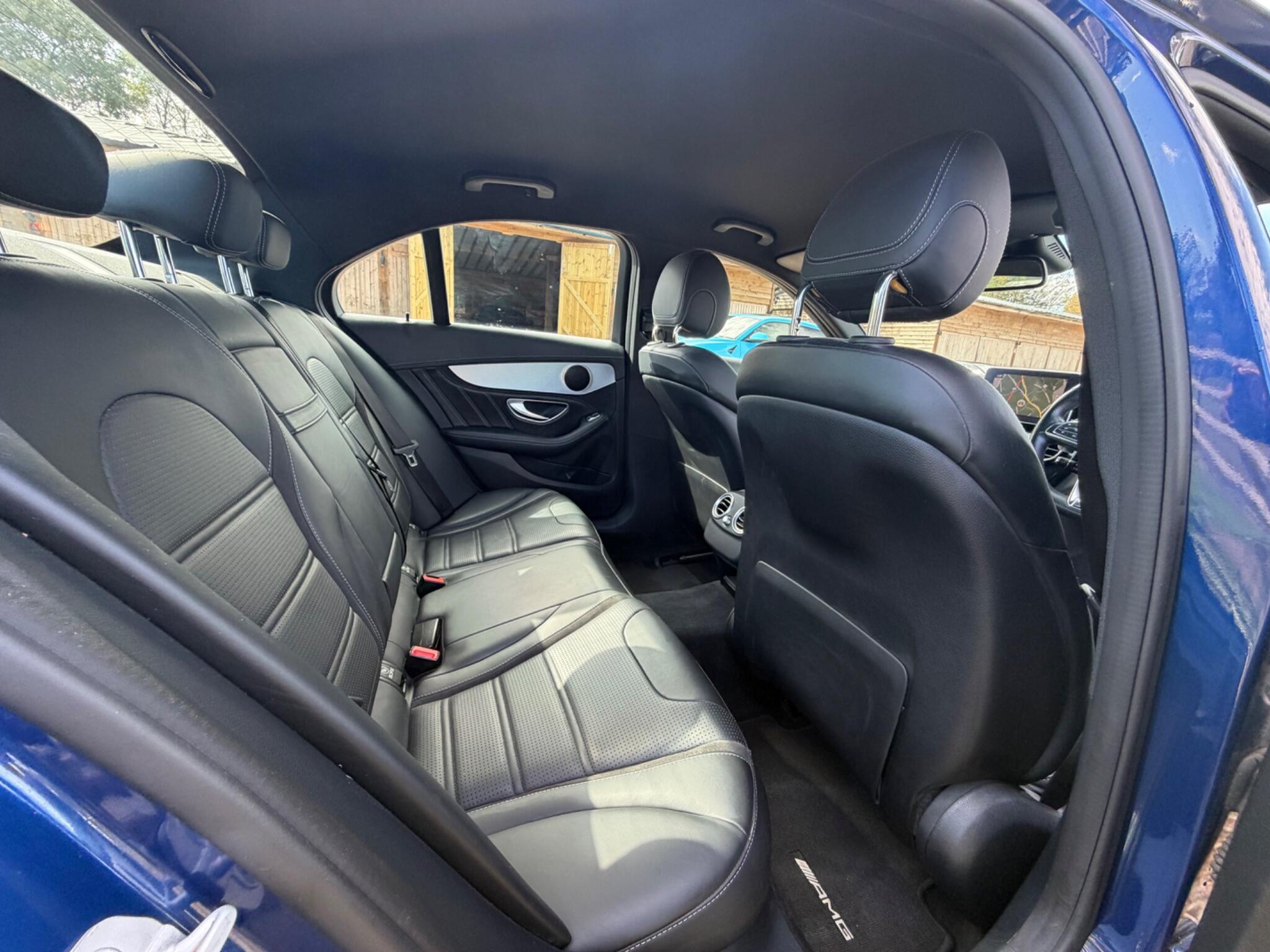 Mercedes-Benz C-Class view 8