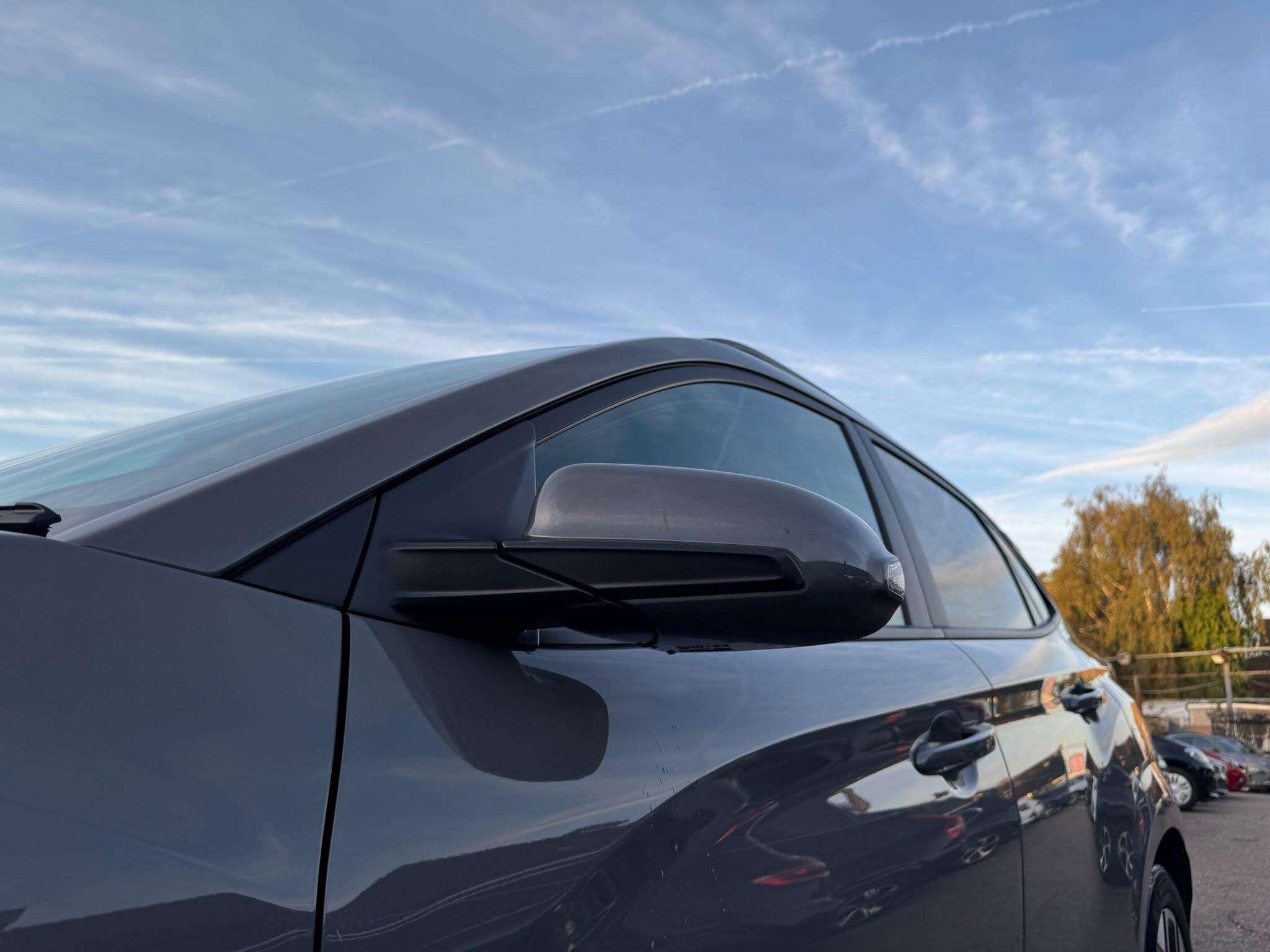 Hyundai Kona view 70