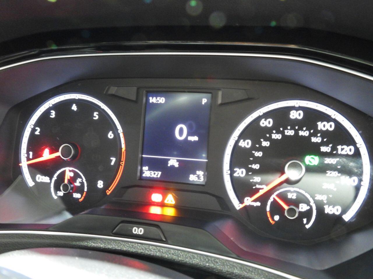 Volkswagen T-Roc view 31