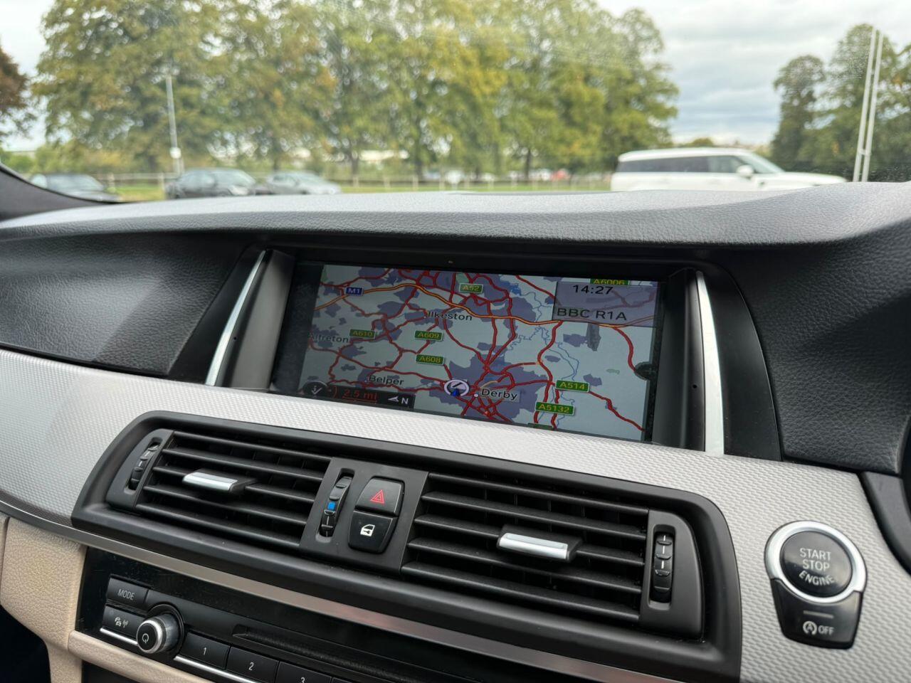 BMW 5 Series view 35