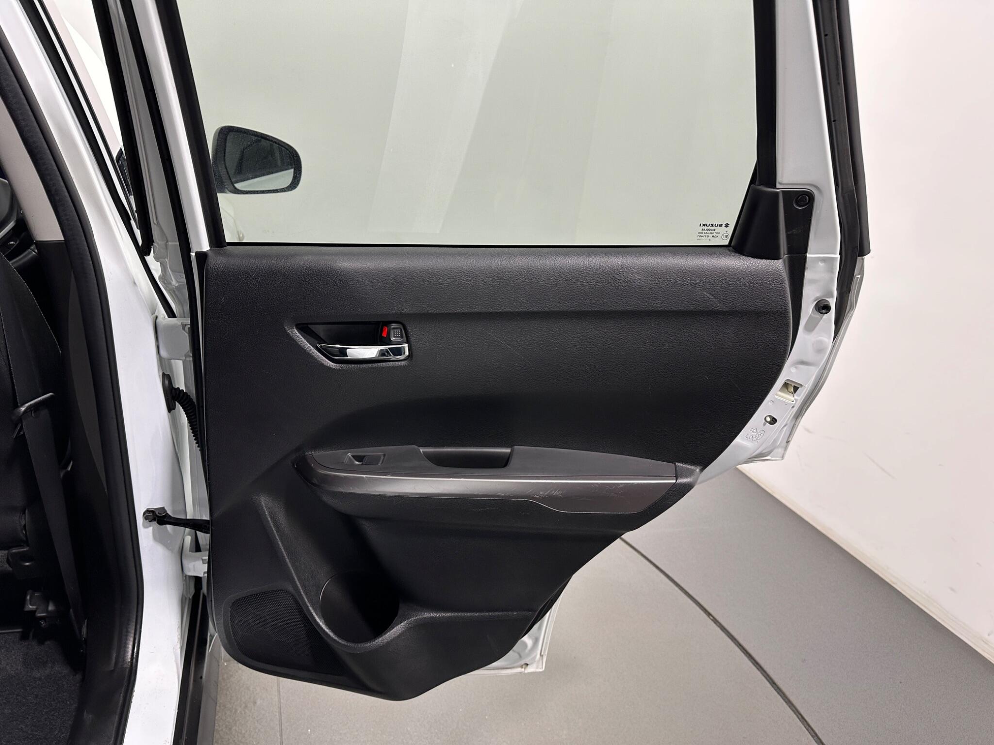 Suzuki Vitara view 41