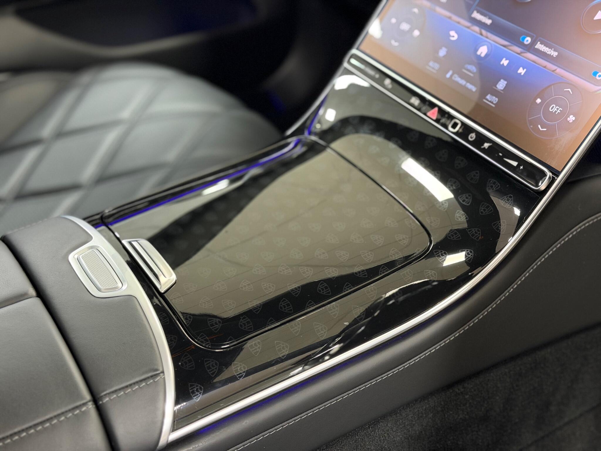 Mercedes-Benz S-Class view 13