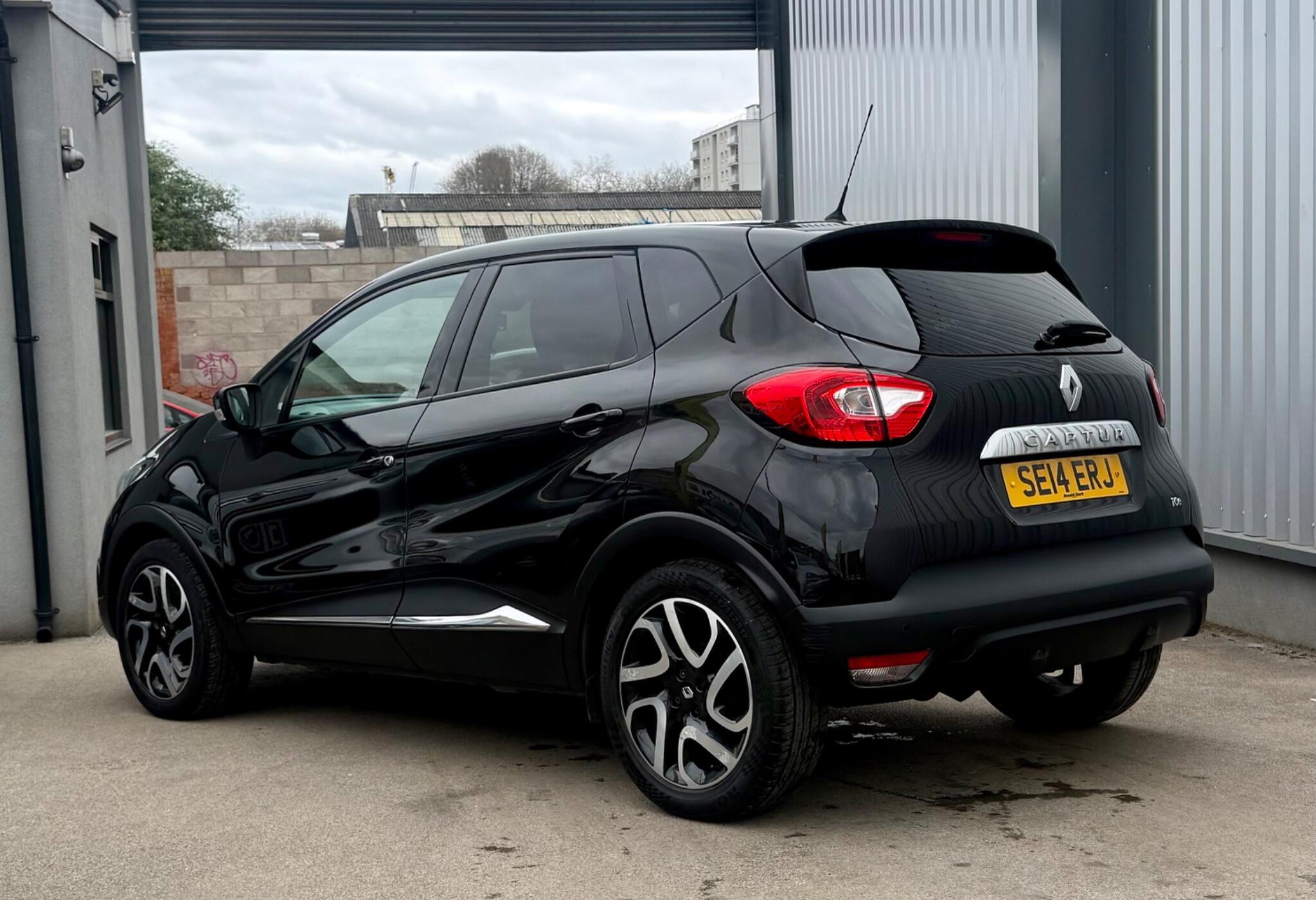 Renault Captur view 4