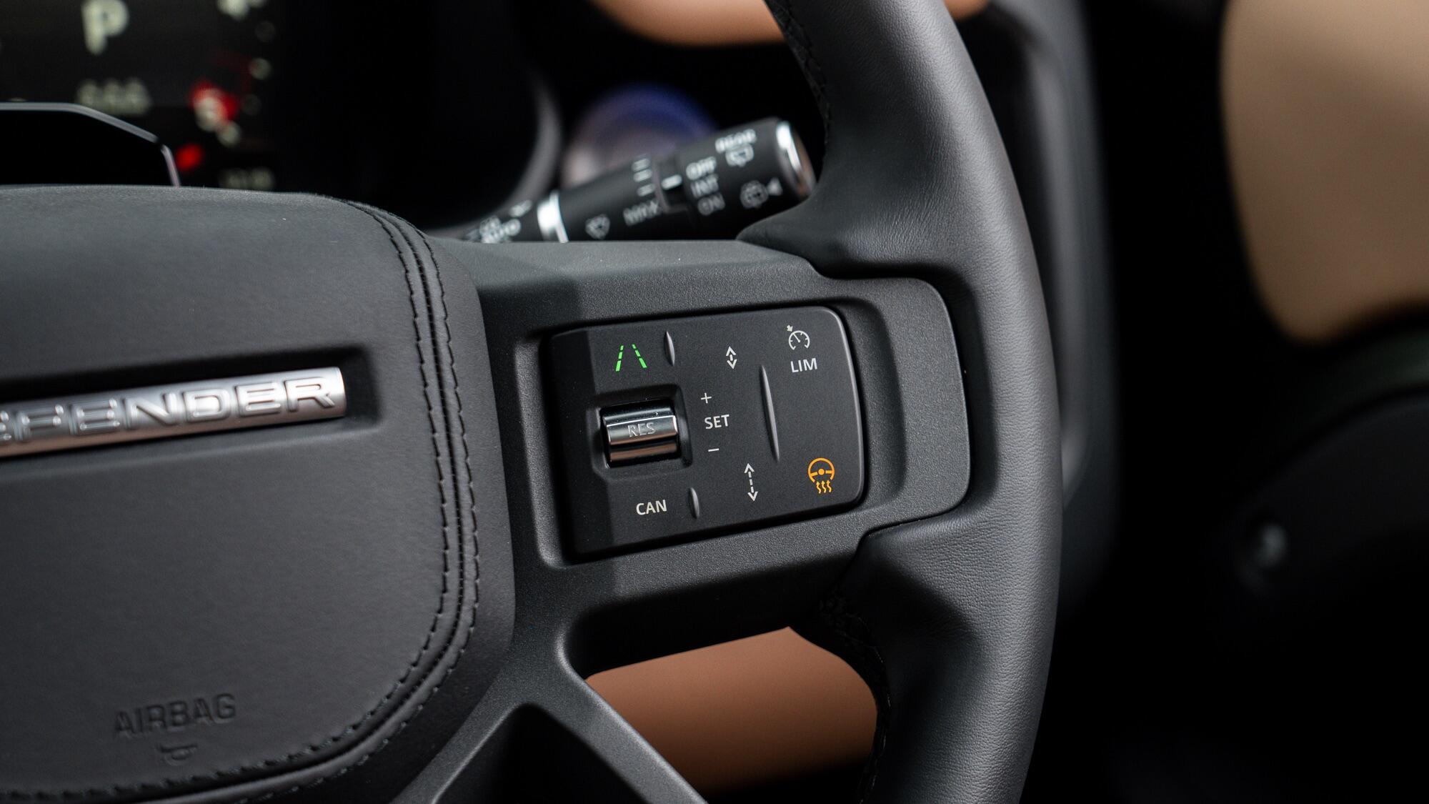 Land Rover Defender view 13