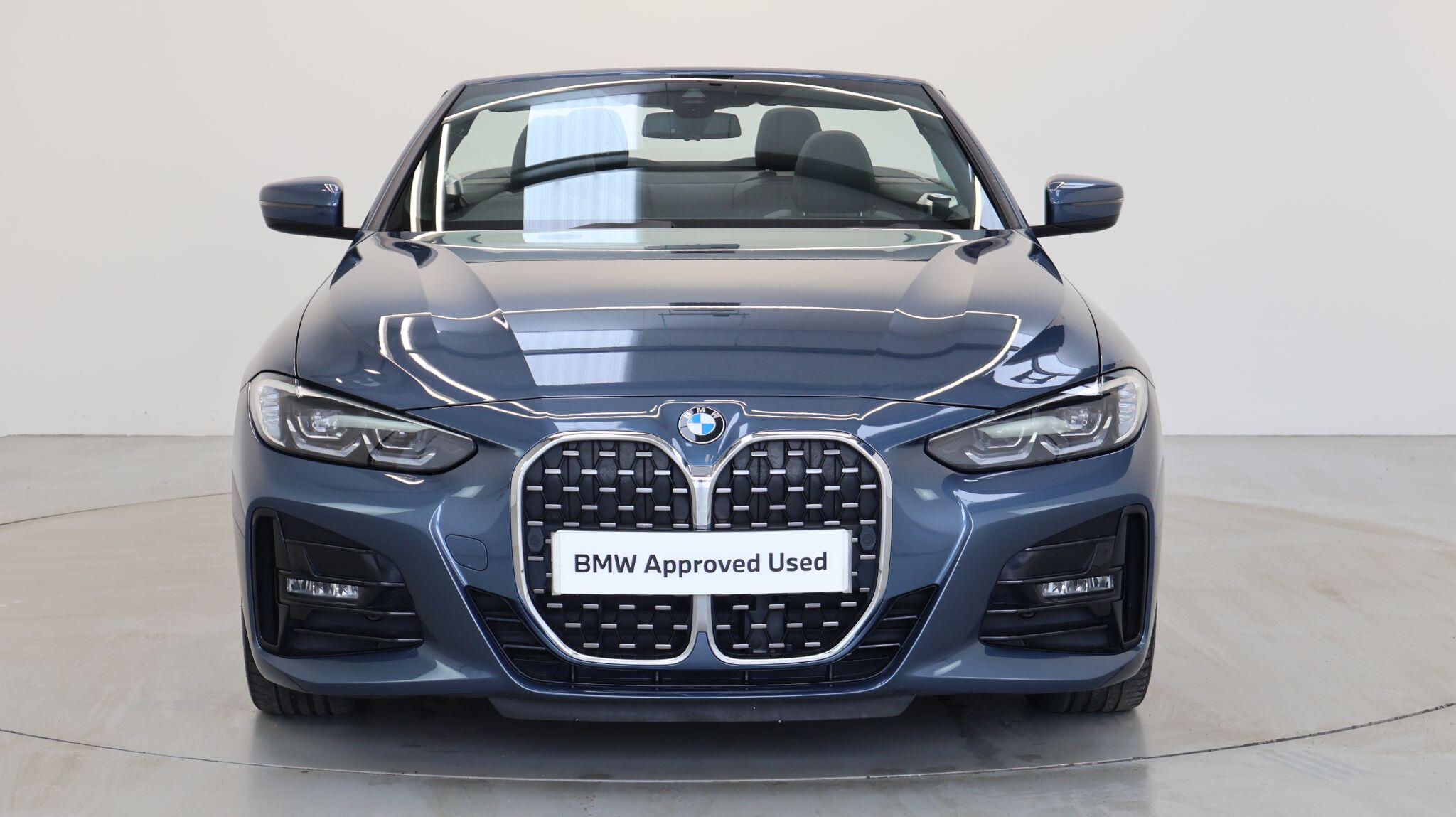BMW 4 Series view 16