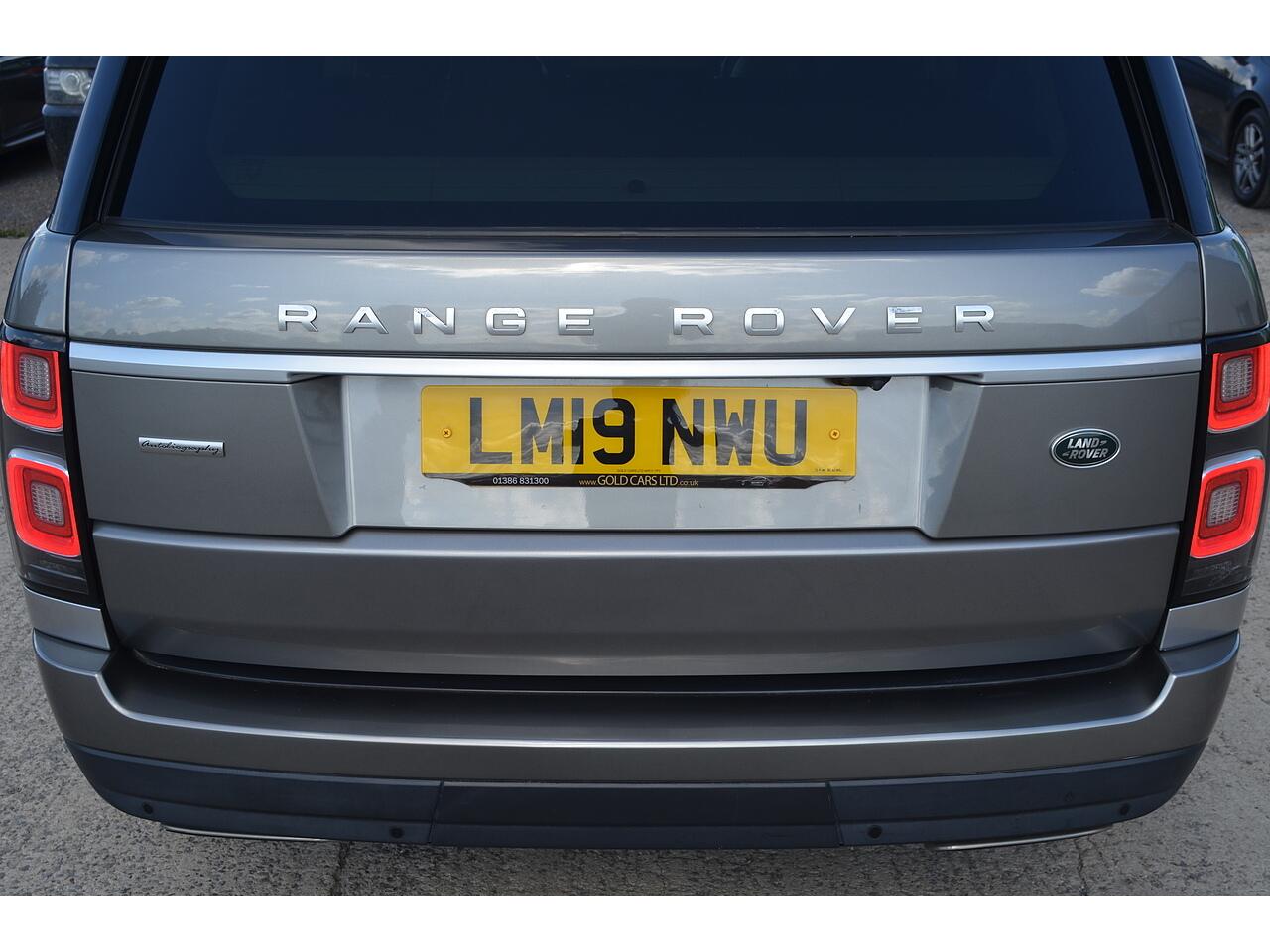 Land Rover Range Rover view 39