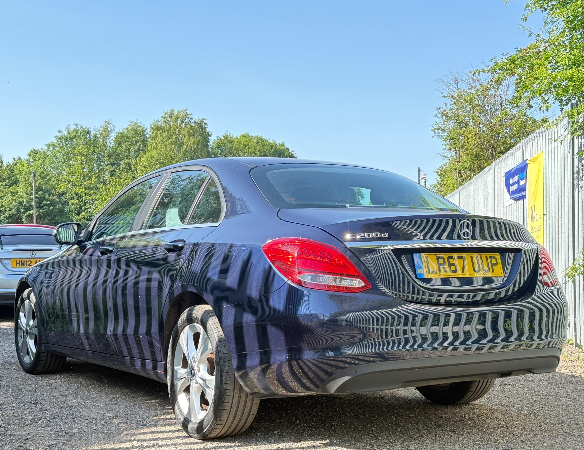 2017 Mercedes-Benz C Class image 11