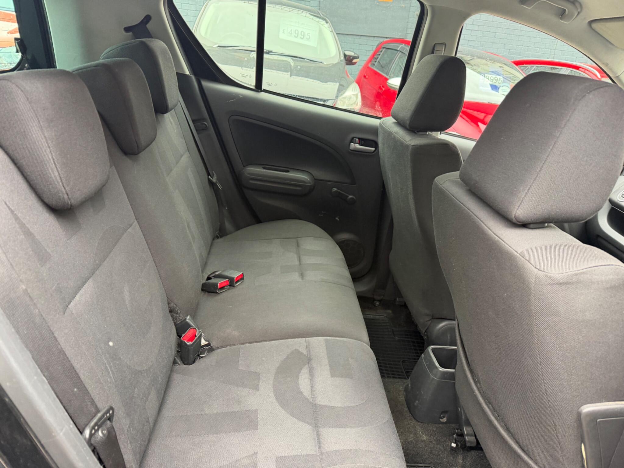 Vauxhall Agila view 34