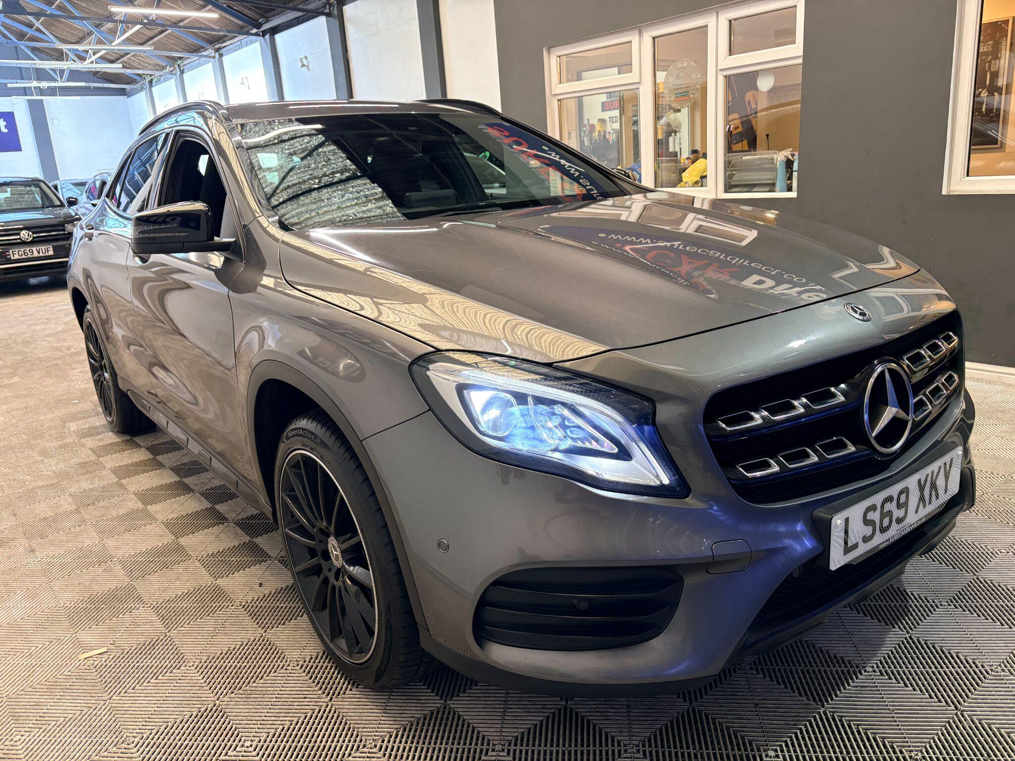 Mercedes-Benz Gla view 21