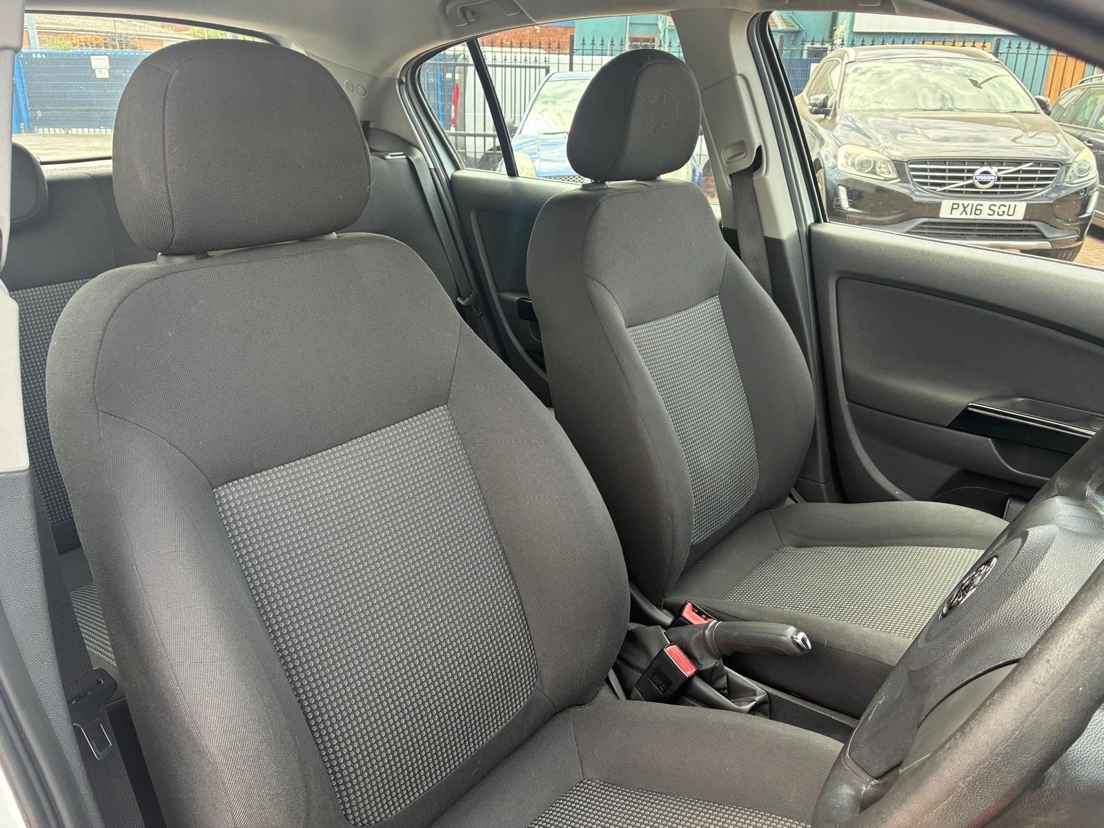 Vauxhall Corsa view 14