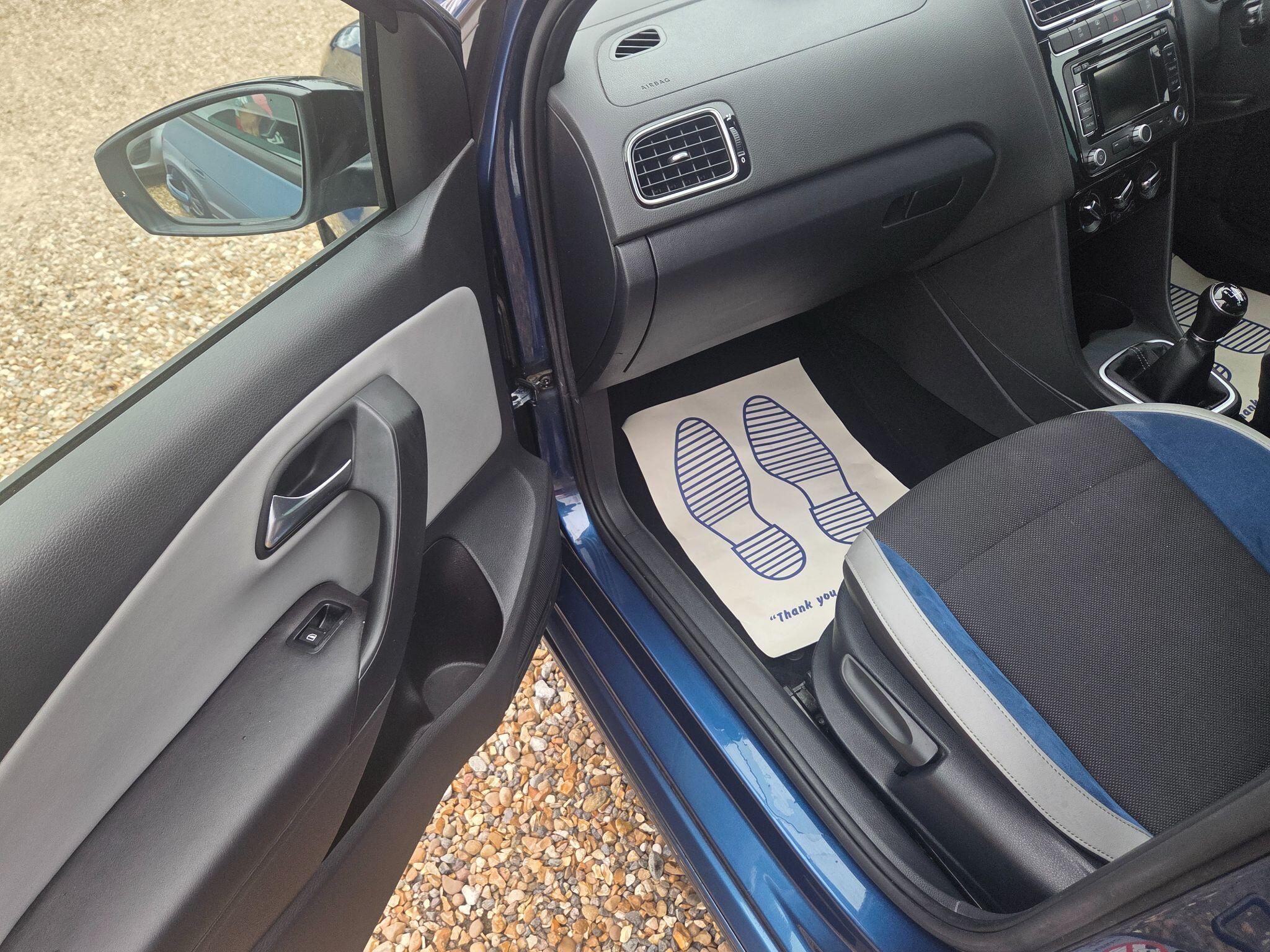 Volkswagen Polo view 57