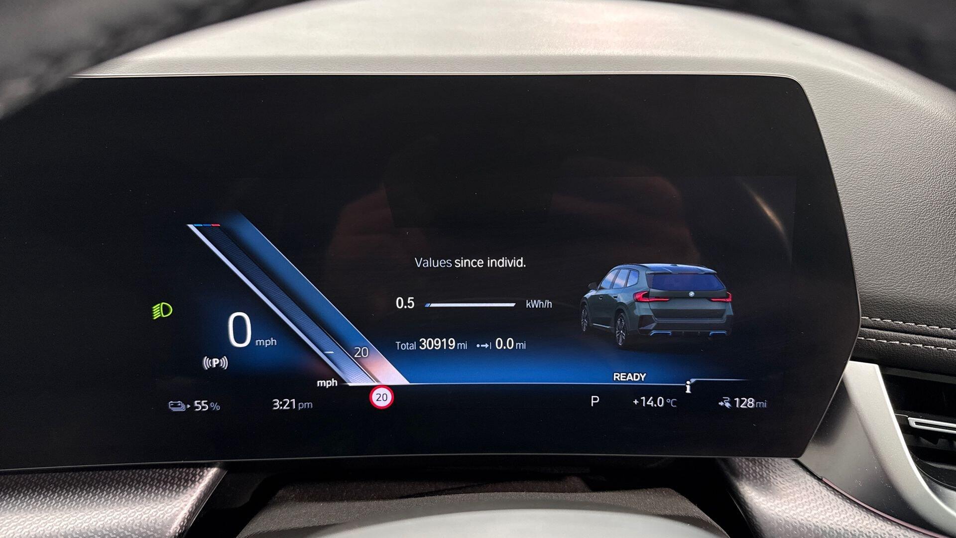 BMW iX1 view 9