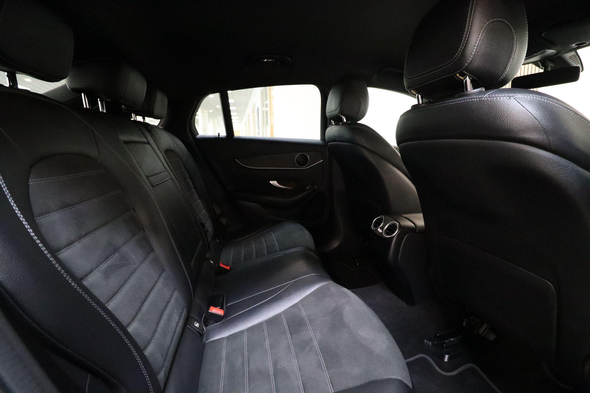 Mercedes-Benz GLC view 13