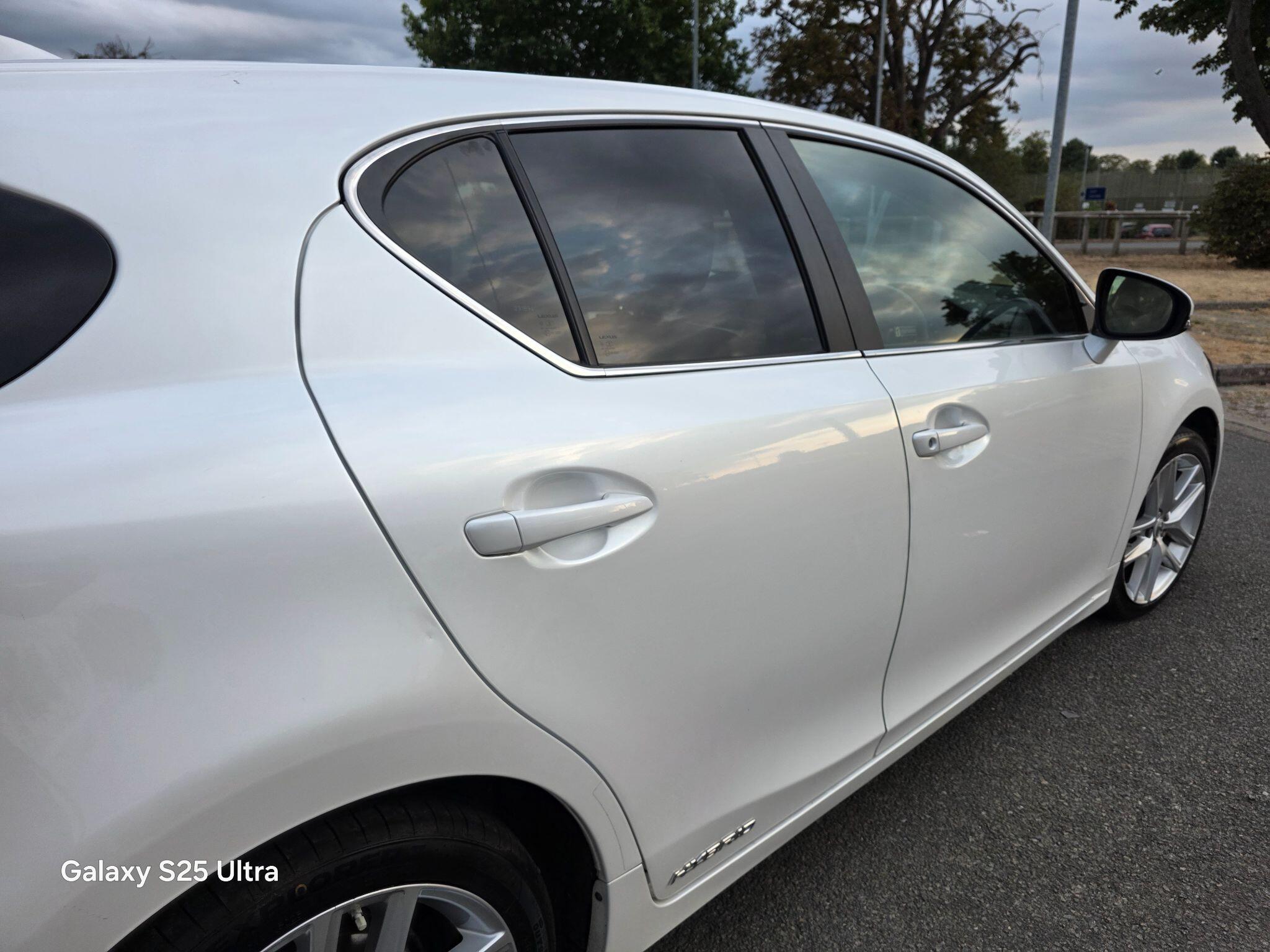 Lexus CT view 15