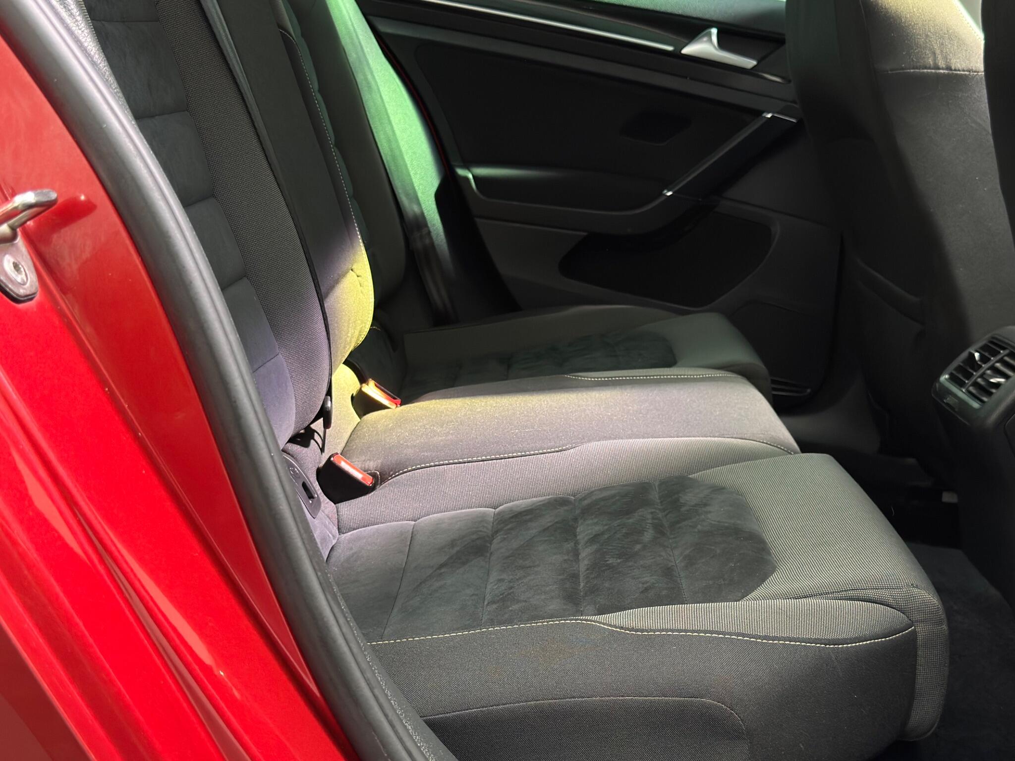 Volkswagen Golf view 50