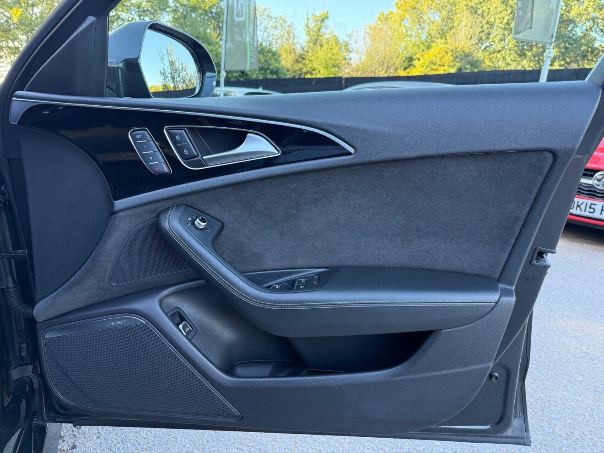 Audi A6 view 38