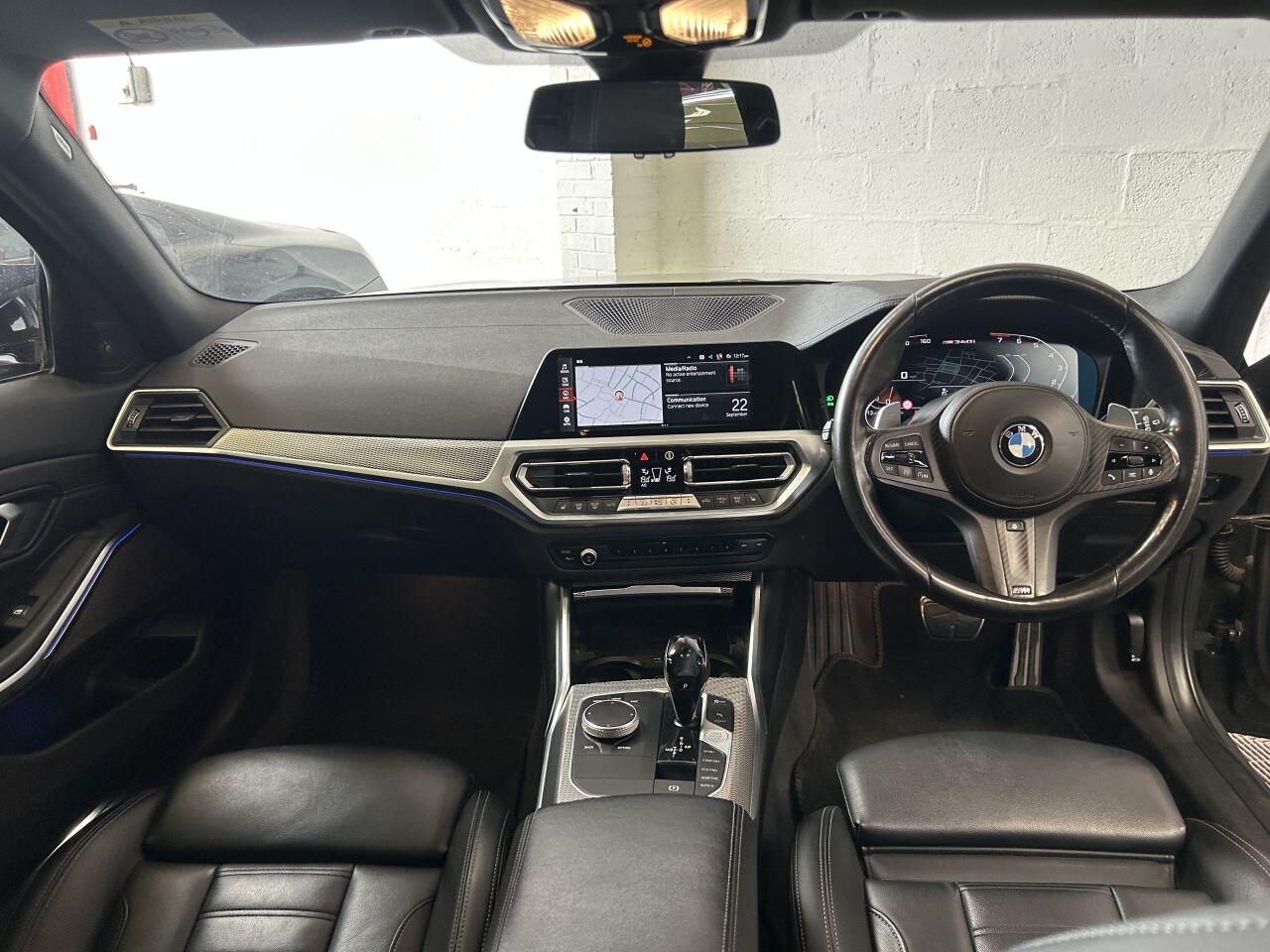 BMW 3 Series view 34