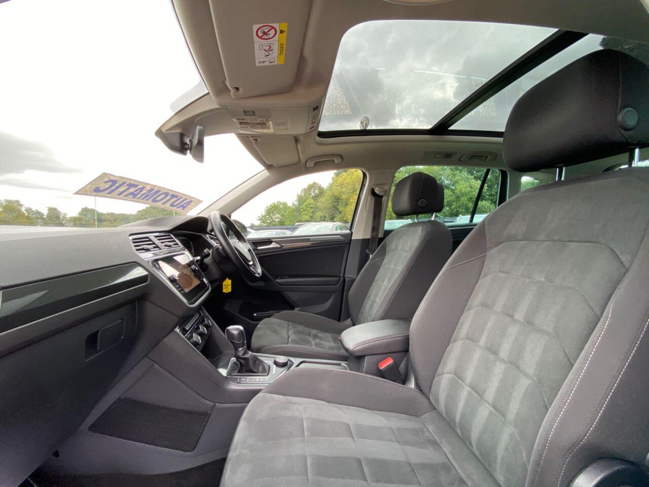 Volkswagen Tiguan view 21