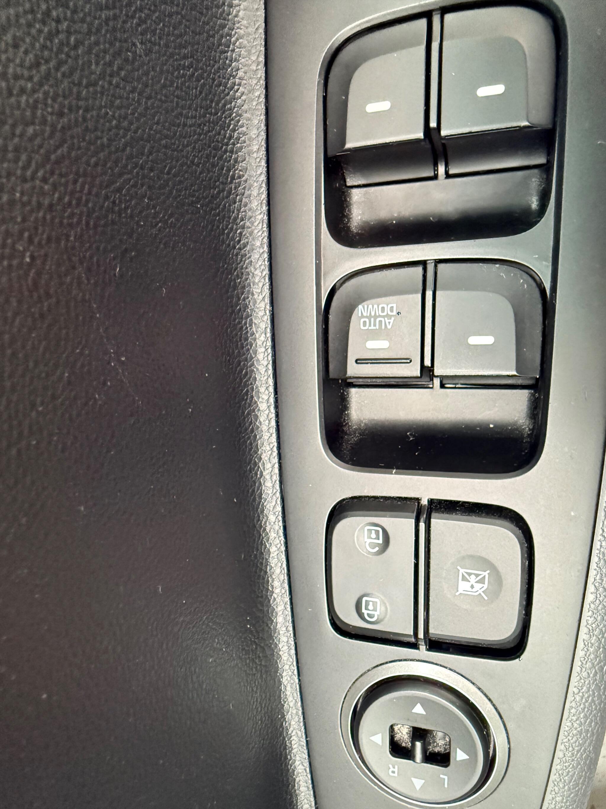 Hyundai I10 view 27
