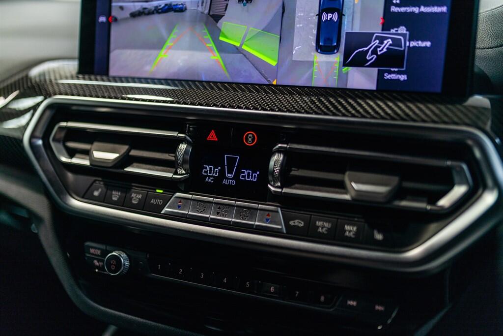 BMW X4 M view 39