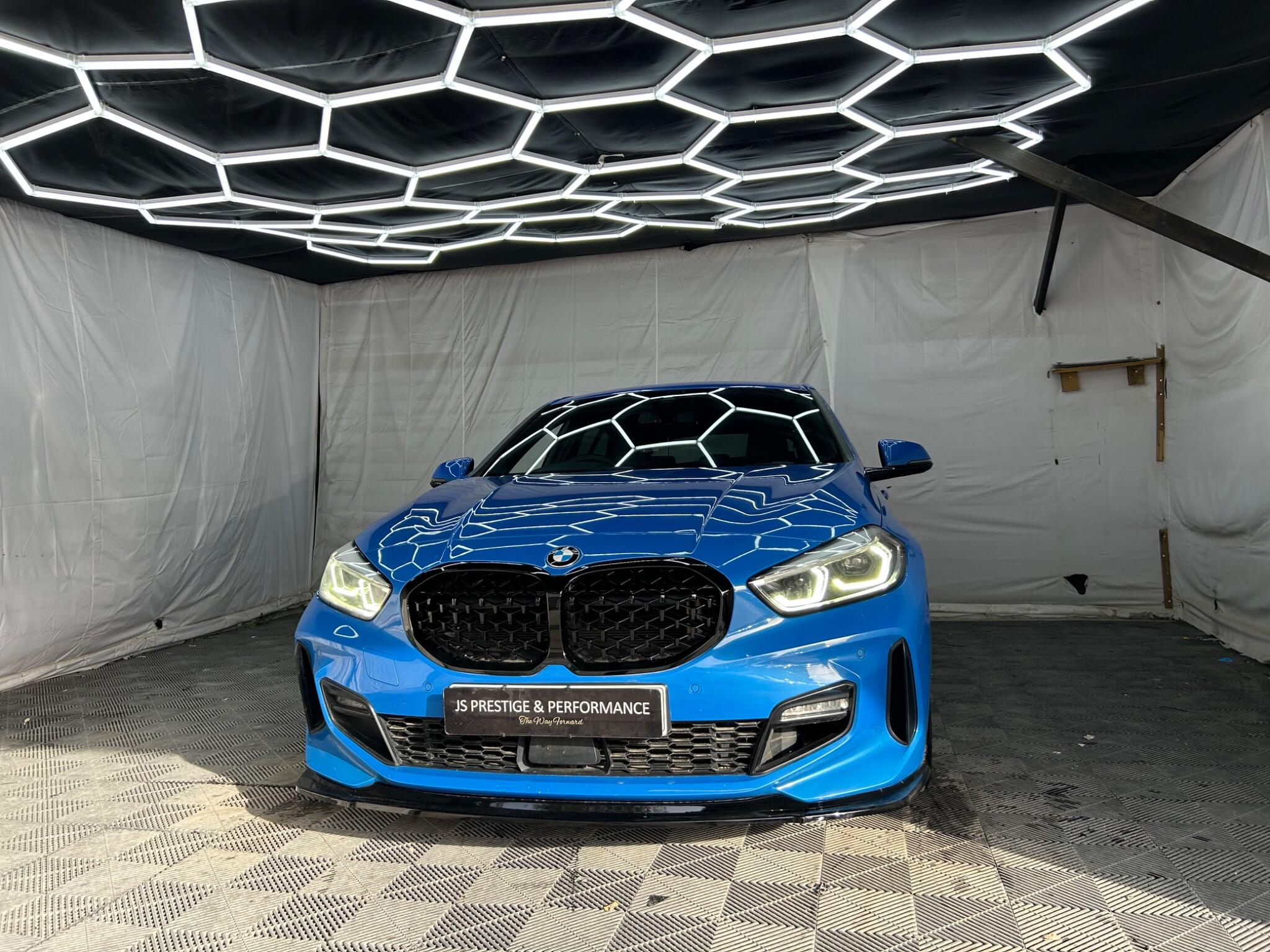 BMW 1 Series view 5