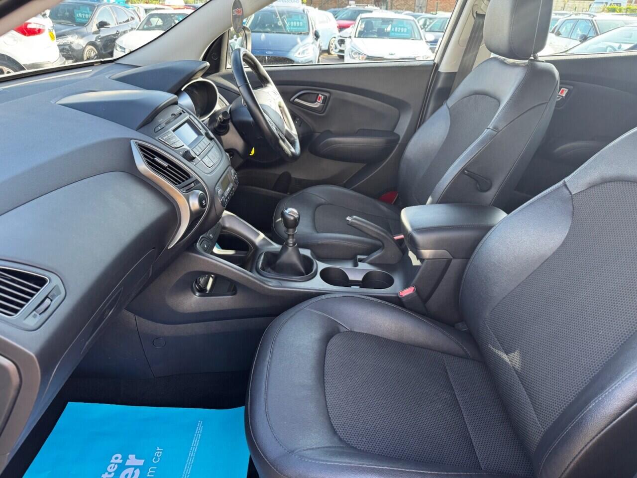 Hyundai ix35 view 28