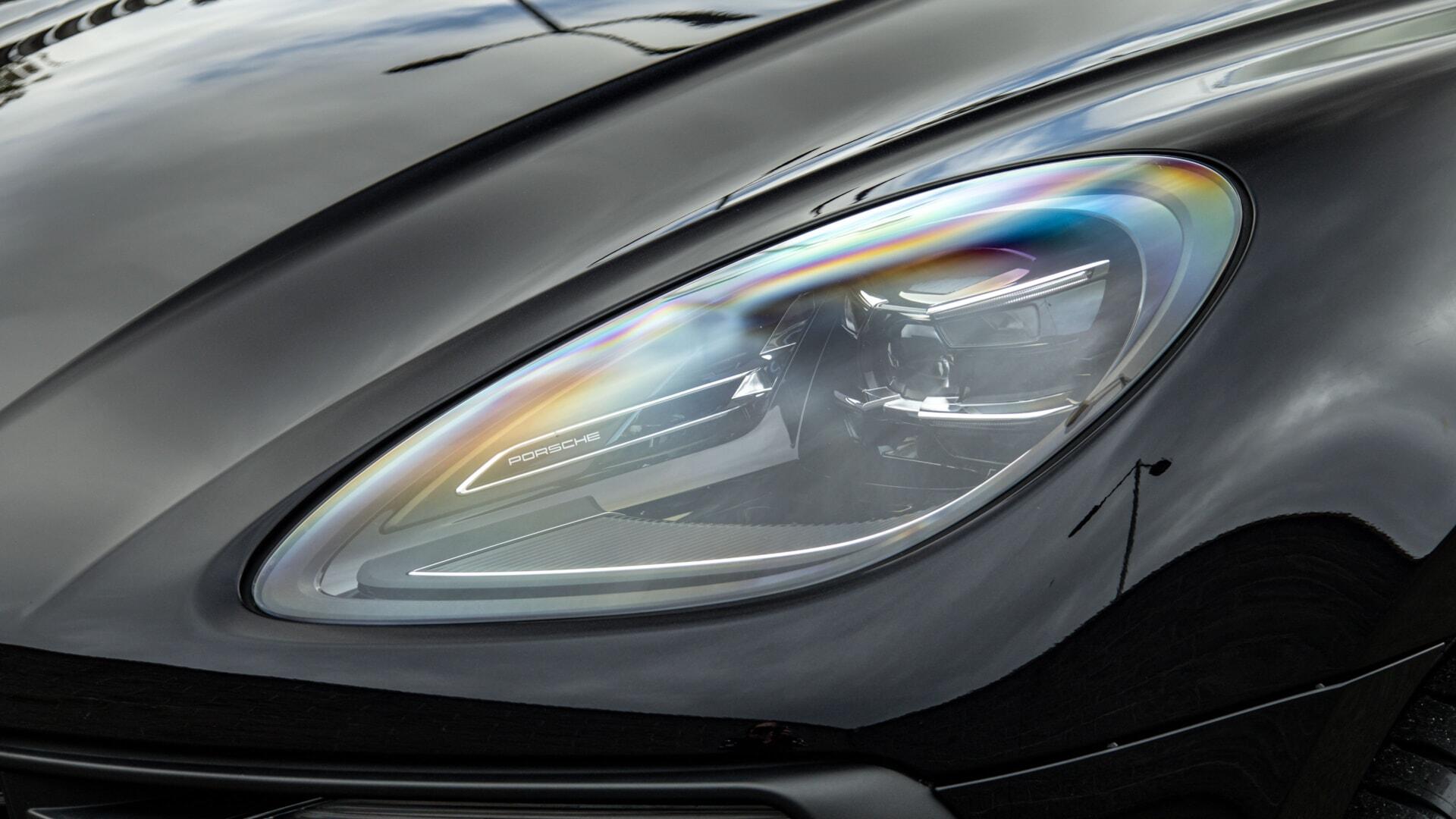 Porsche Macan view 34