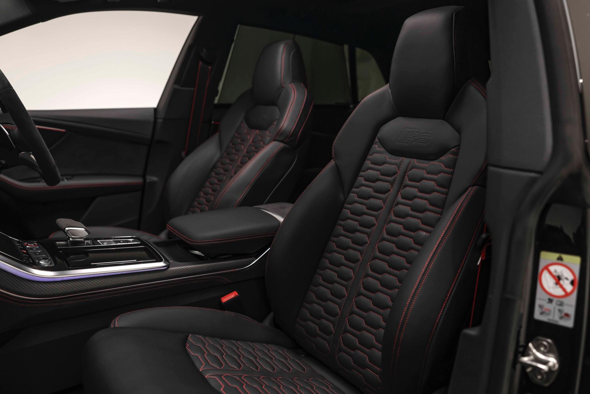 Audi RSQ8 view 3