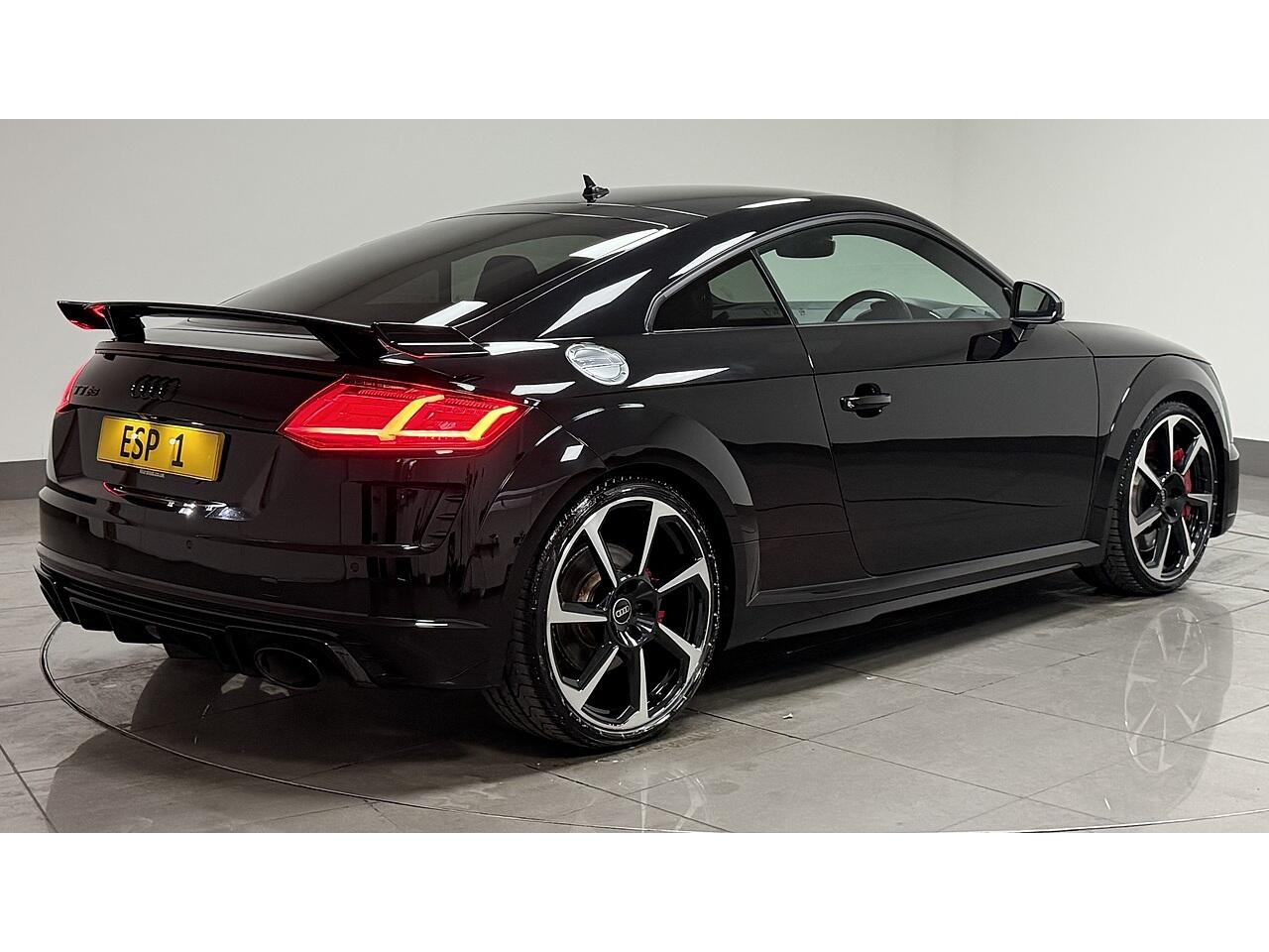 Audi TT RS view 9