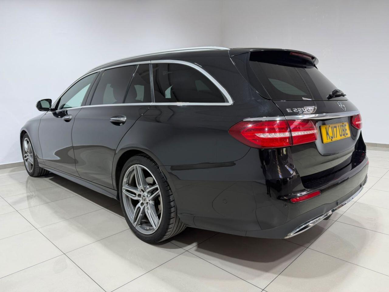 Mercedes-Benz E-Class view 8