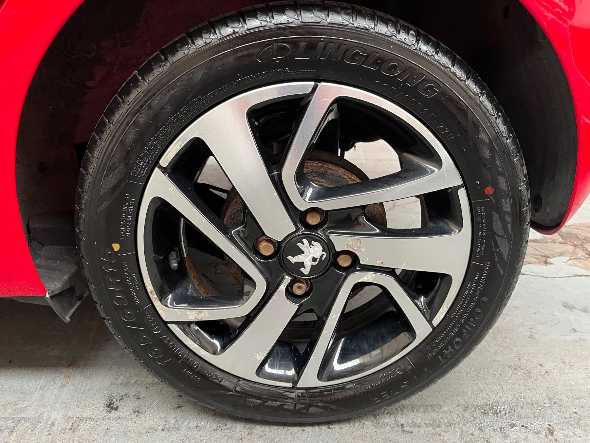 Peugeot 108 view 37