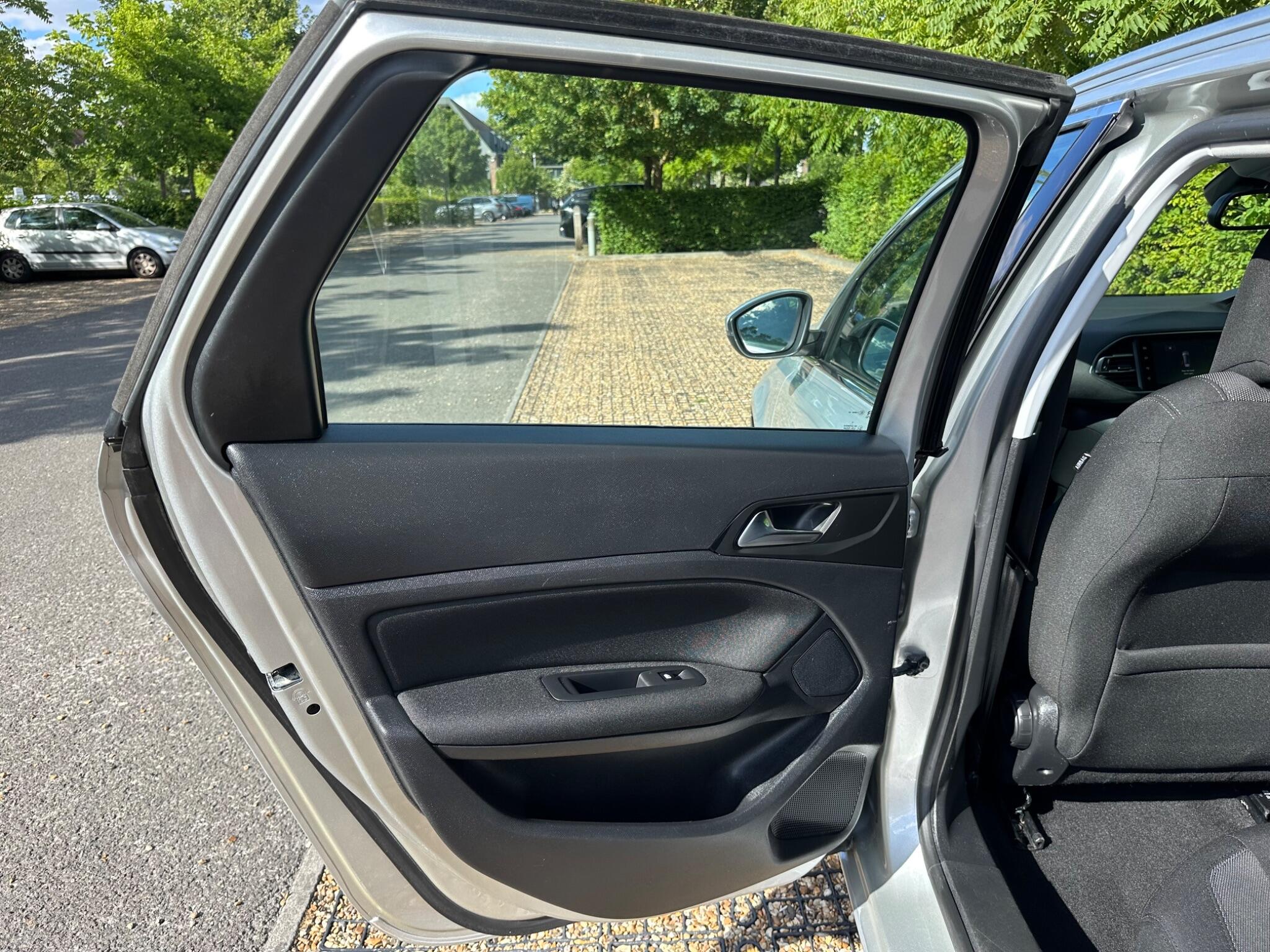 Peugeot 308 view 40