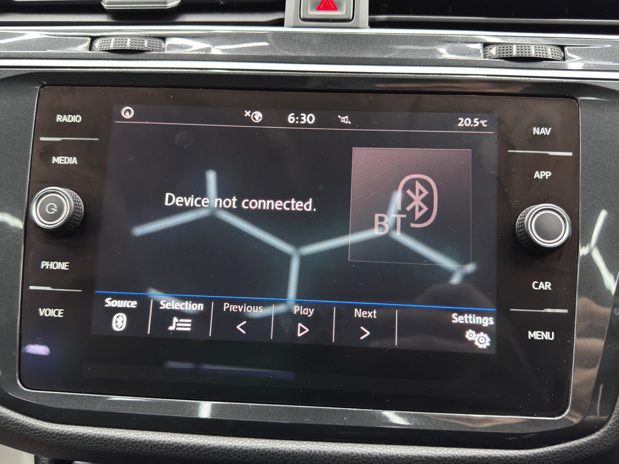 Volkswagen Tiguan view 33