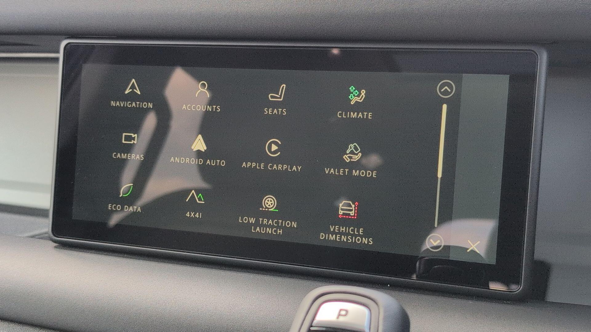 Land Rover Defender view 40