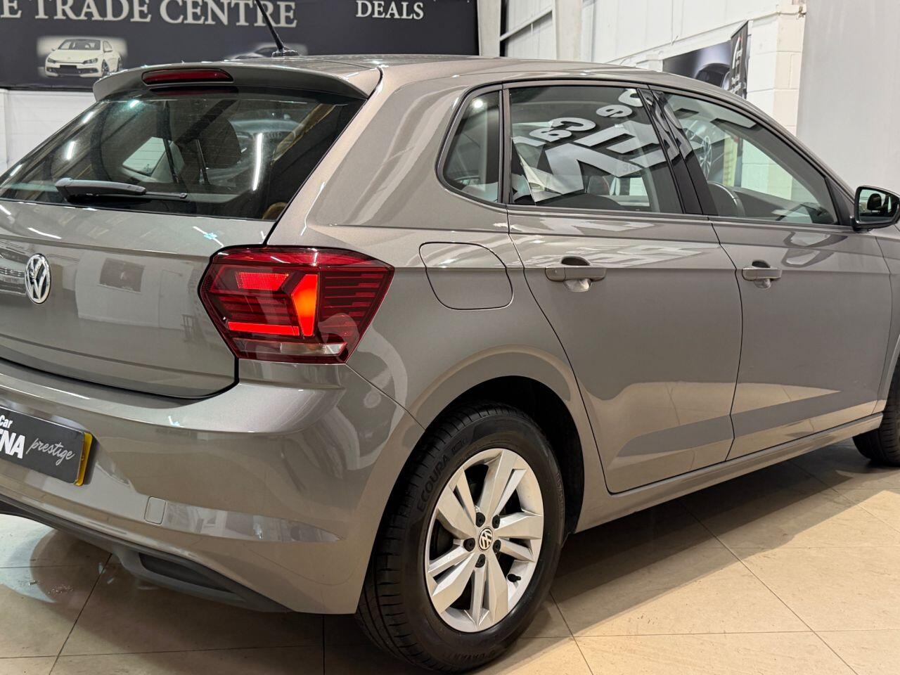 Volkswagen Polo view 9