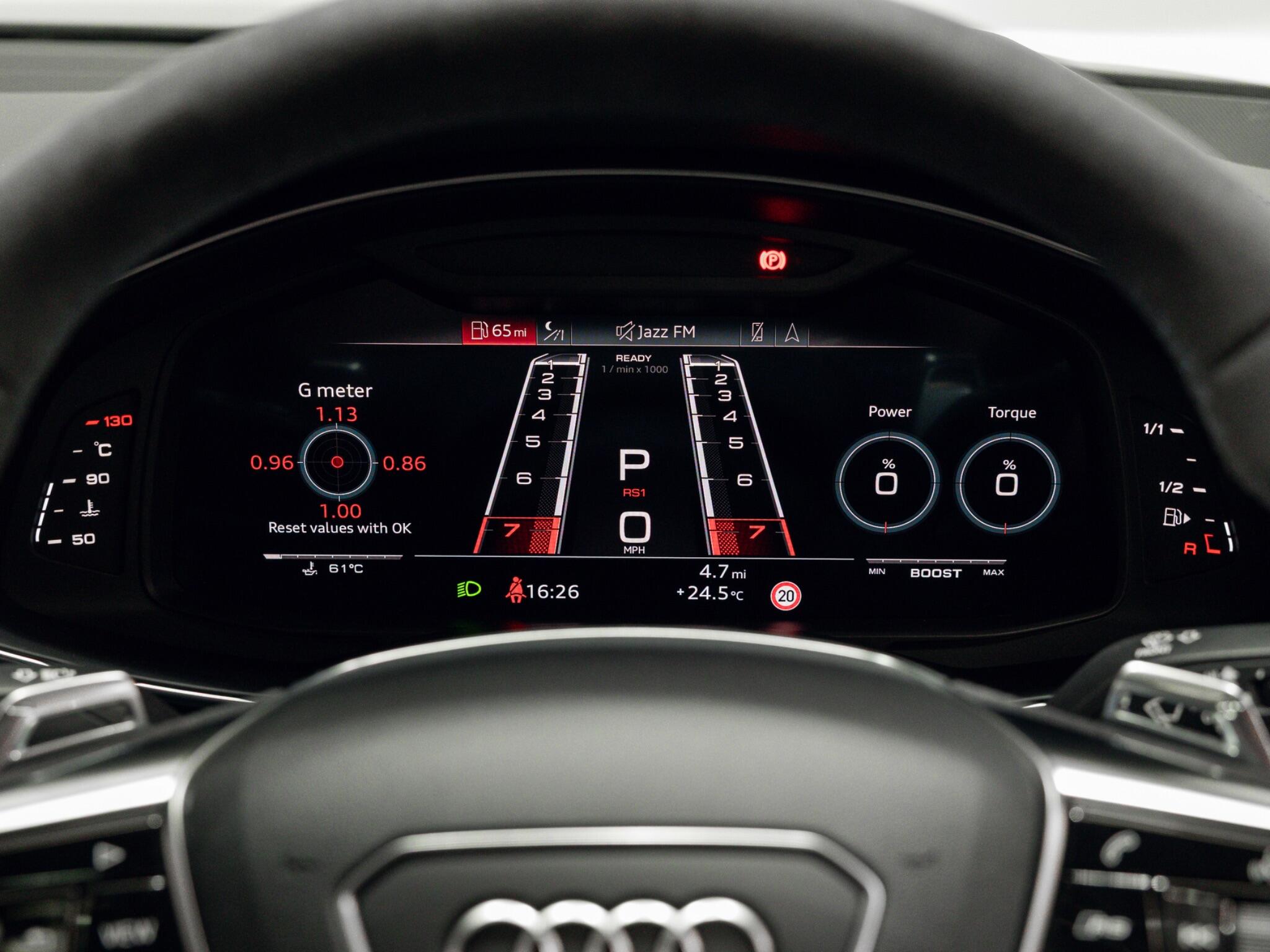 Audi RS6 Avant view 30
